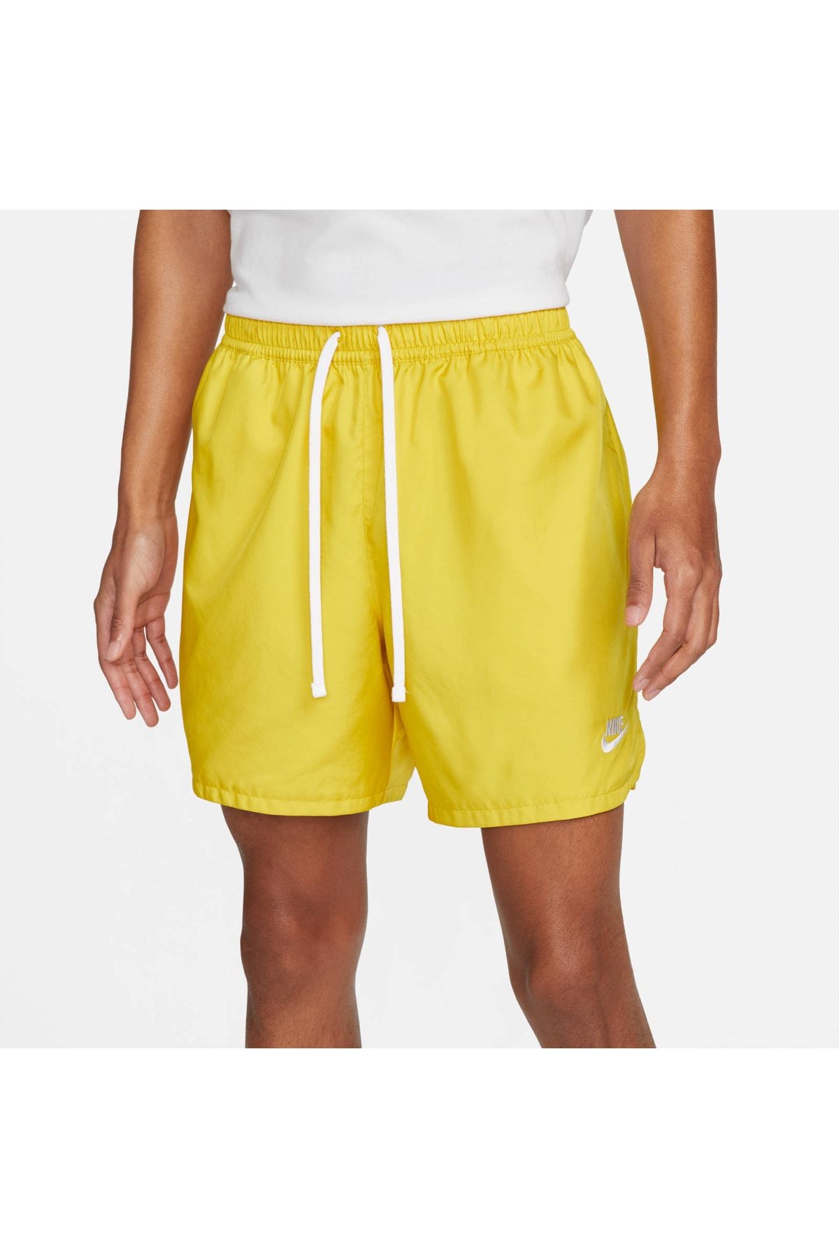 Nike Men's Sportswear Woven Flow Shorts