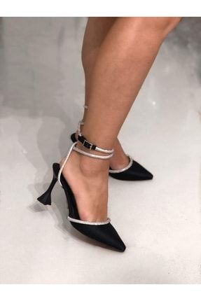 Kadın Saten Taşlı Bilekten Bağlama Topuklu Ayakkabı Siyah BSABLG