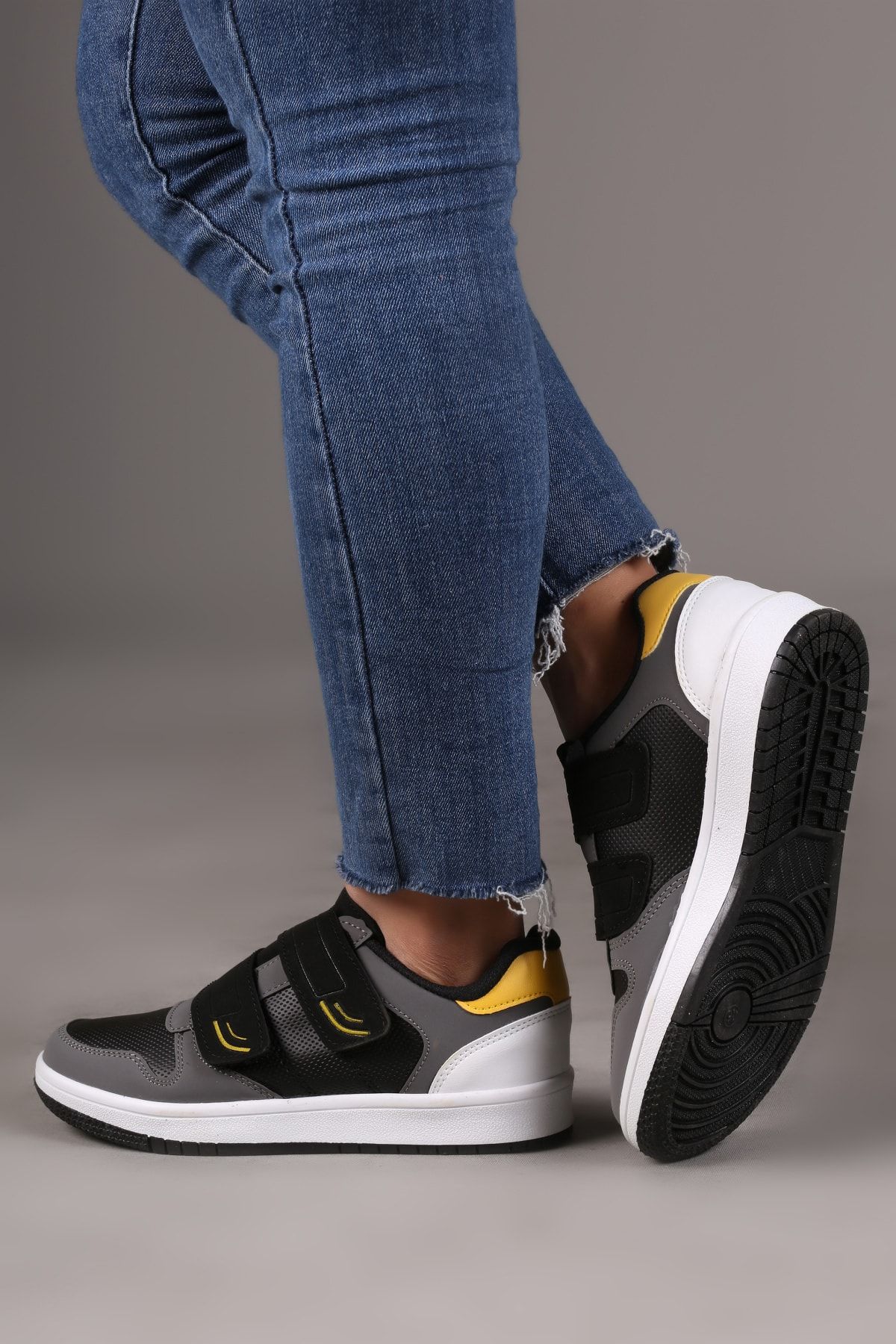 Laceless new arrivals casual shoes