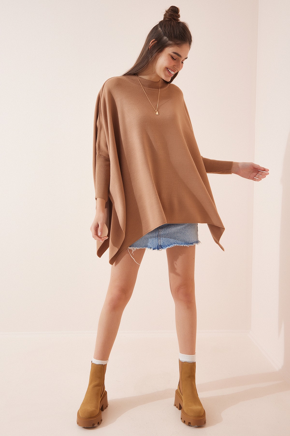 Happiness İstanbul Pullover Beige Oversized