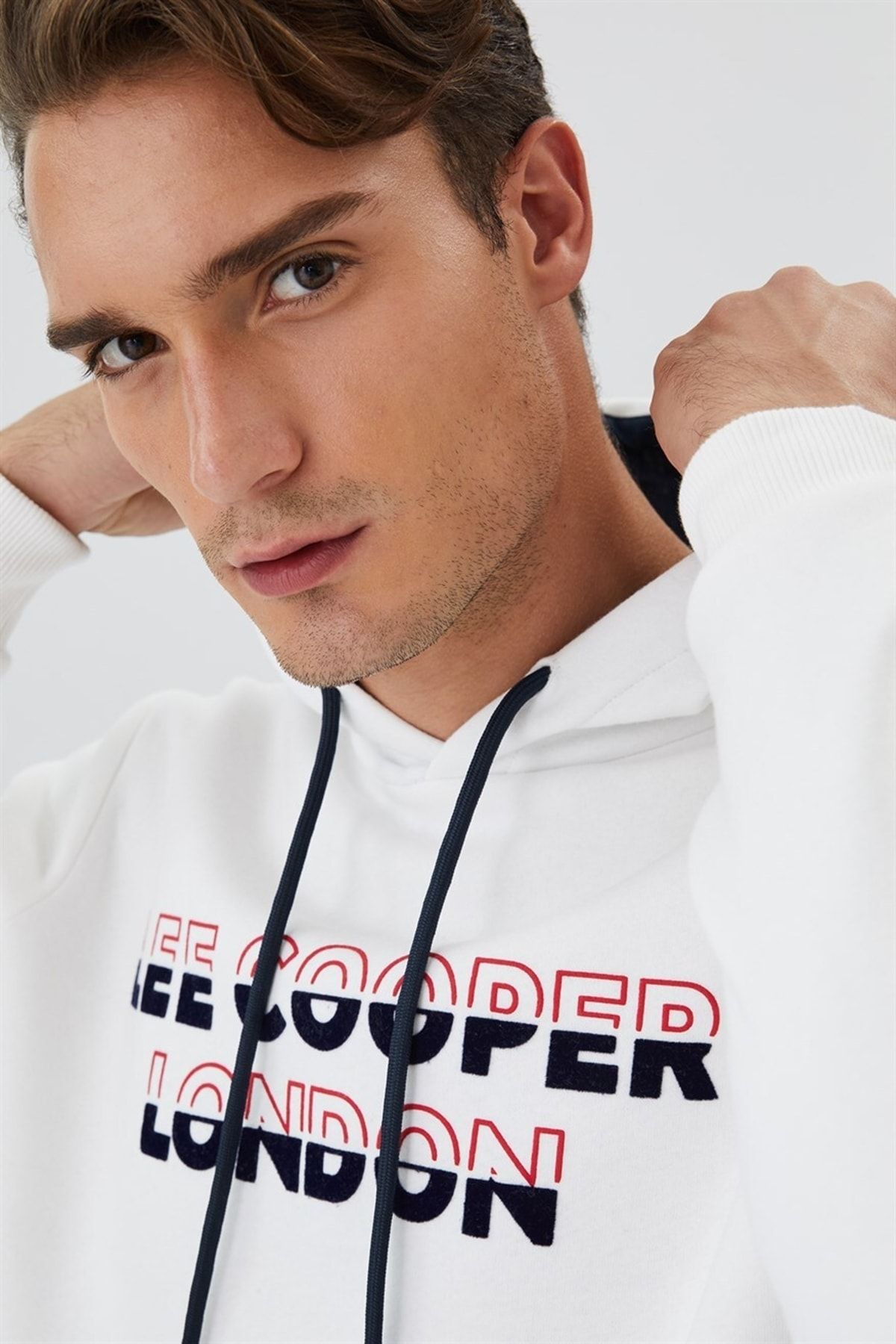 سویشرت سفید مردانه کتانی آتل اورجینال Lee Cooper