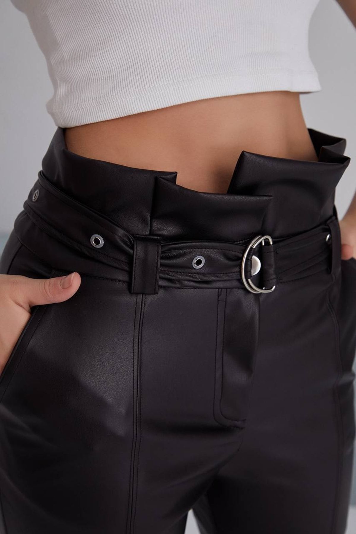 MDZ COLLECTION Kadın Yüksek Bel Içi Kürklü Zara Kemerli Siyah Deri Pantolon