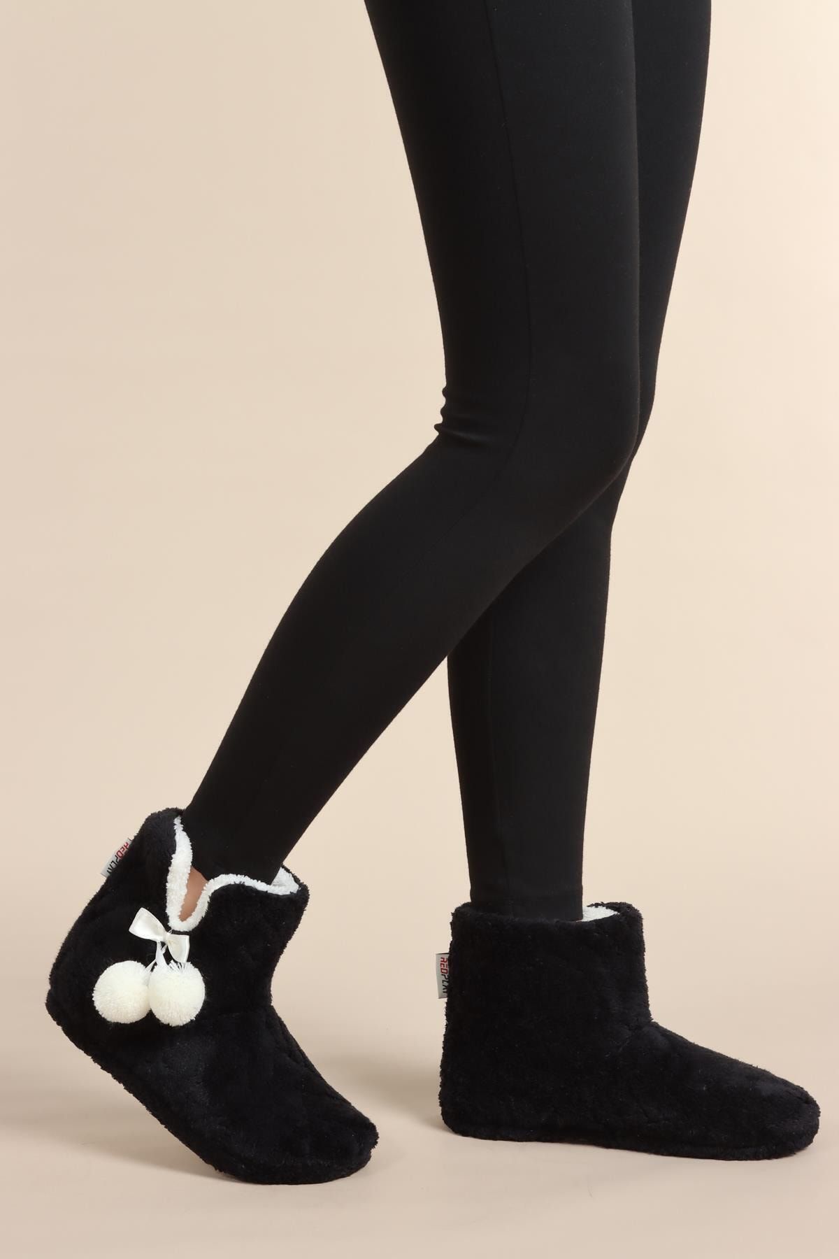 House boots slippers best sale