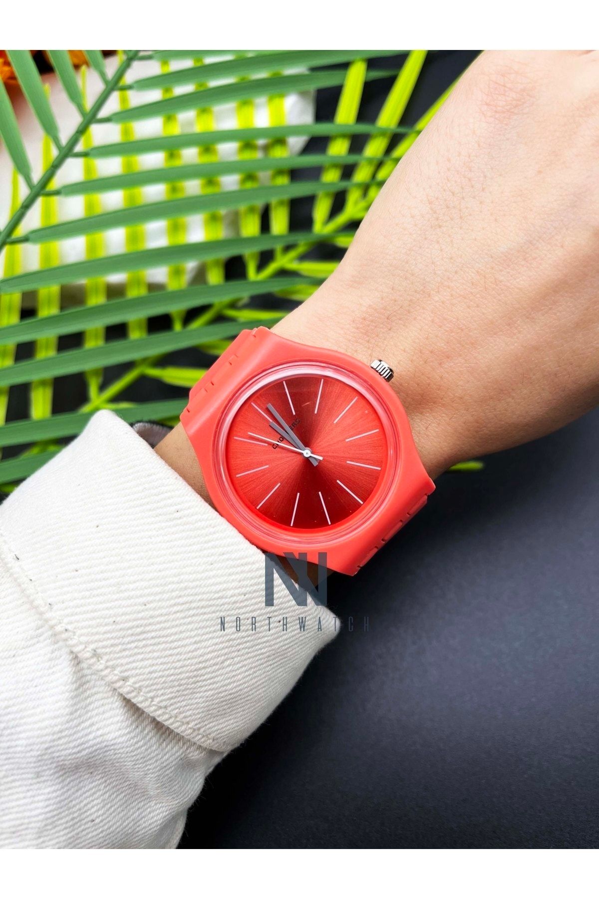 Northwatch Fuchsia Round Analog Display Women s Watch with