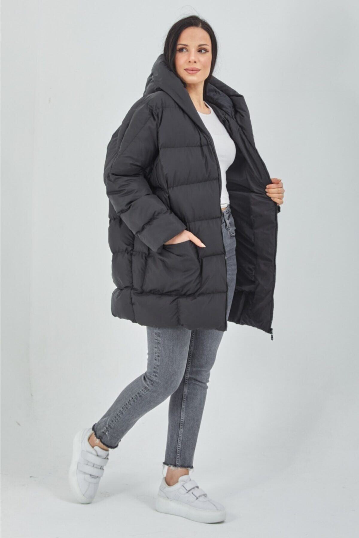 complete the look image