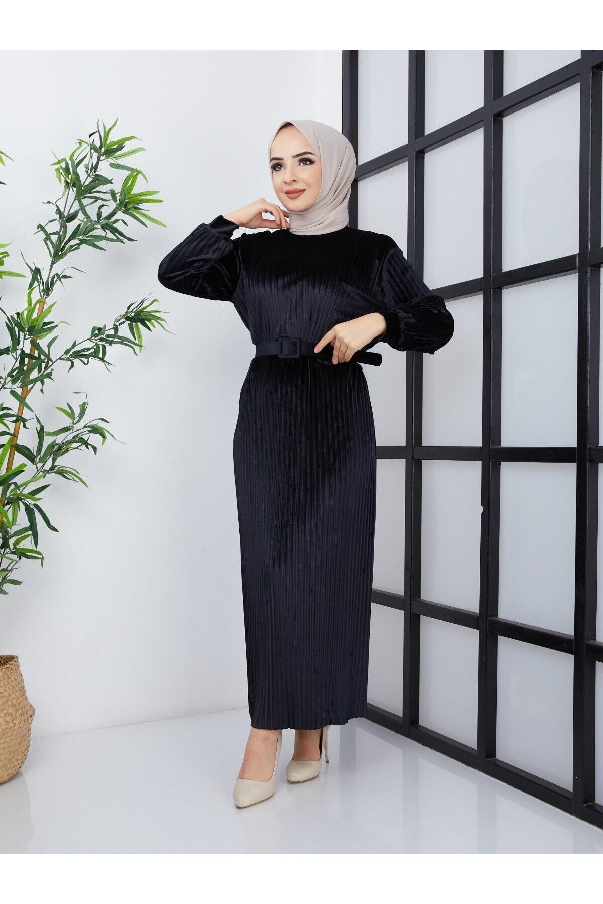 Genel Markalar Kadife Kumaş Piliseli Tesettür Elbise