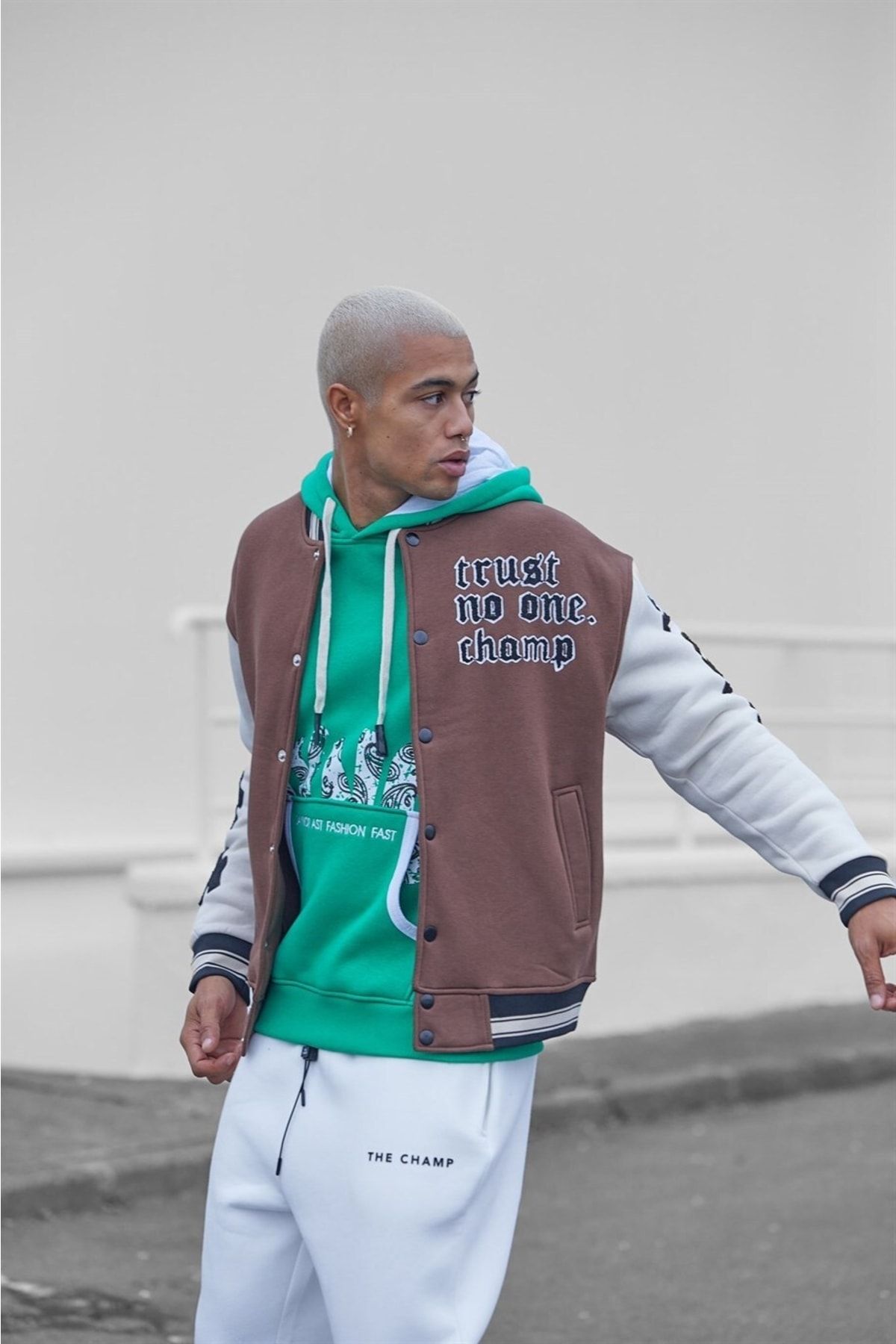 Champ sportswear shop