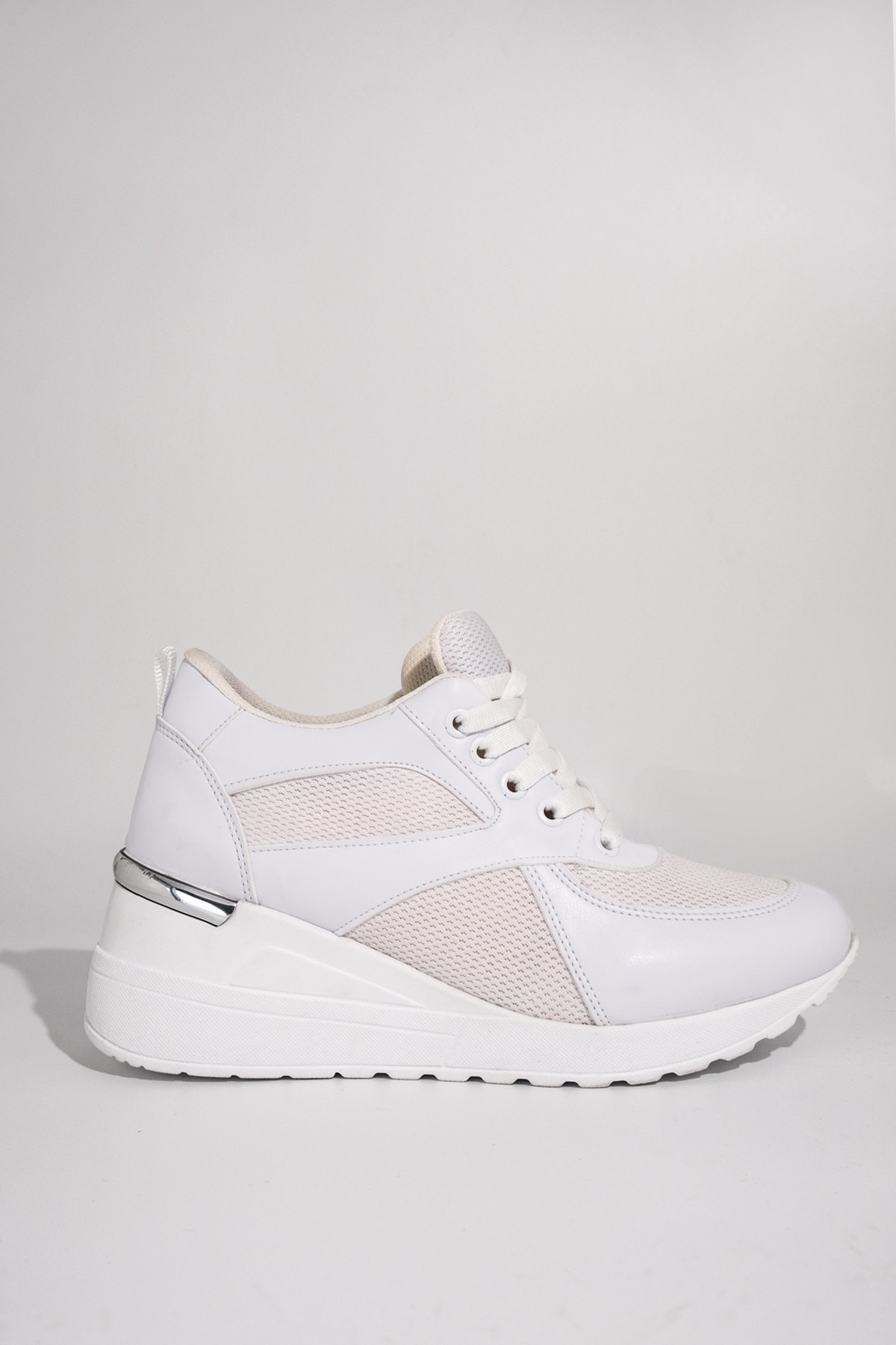 Modabuymus Beyaz Fileli Dolgu Topuklu Sneaker Bağcıklı Spor Ayakkabı - Pily GU10343