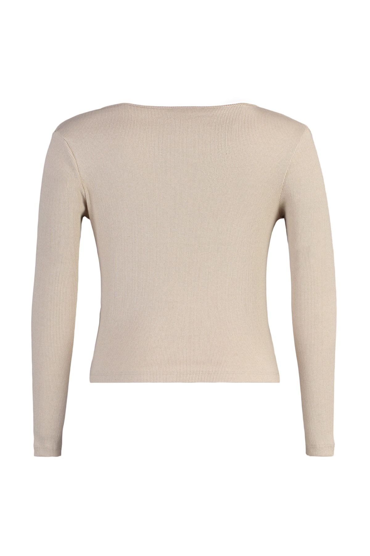 Trendyol Curve-Plus Size Beige Knitted Crop Blouse - Pool Collar and Snap Detail Tbbaw23Af00030 7