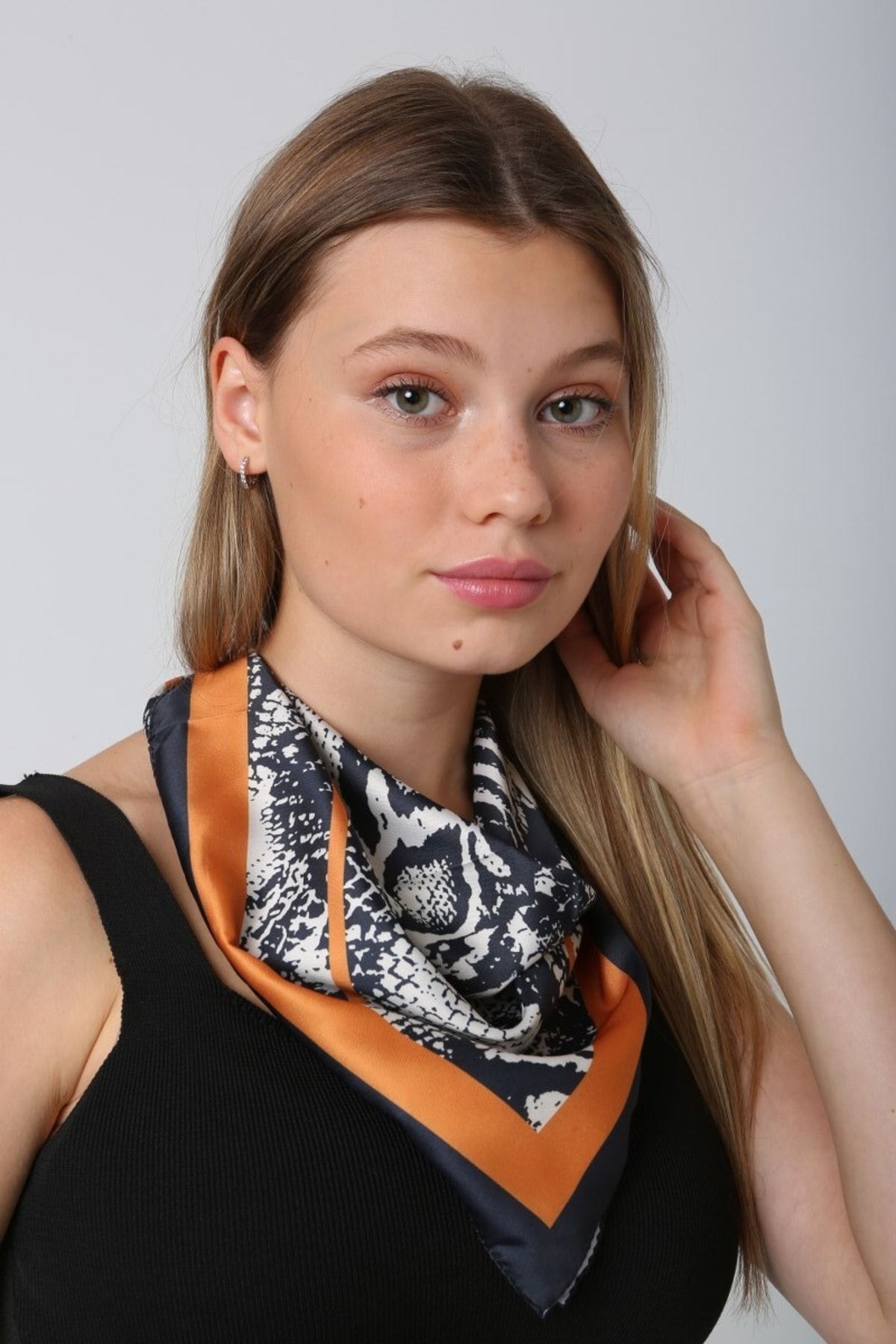 MARBERRY-Orange Snake Patterned Women's Scarf - Bandana 60x60 Cm 1