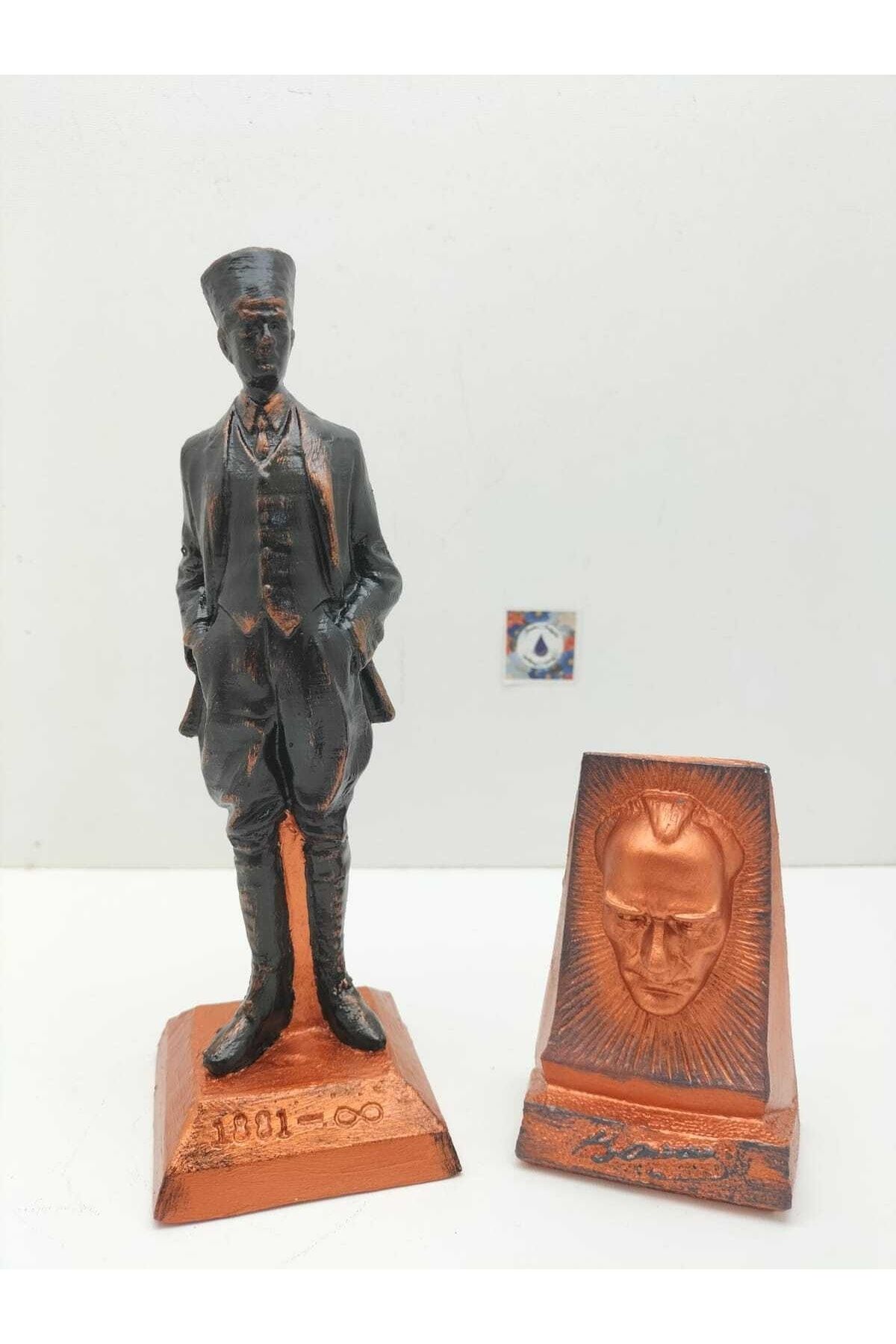 Mustafa Kemal Atatürk Heykeli + Atatürk Büst Hediyeli Set