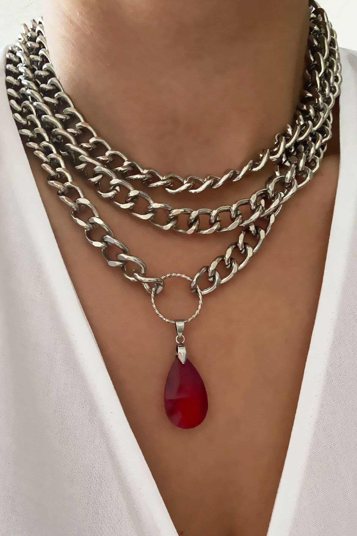 Necklace with crystal stone hotsell