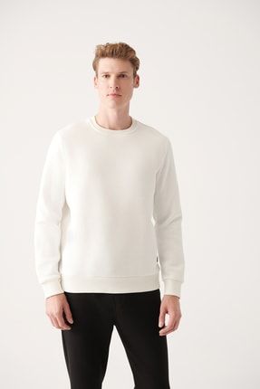 Erkek Beyaz Bisiklet Yaka Şardonlu 3 Iplik Pamuklu Sweatshirt E001017