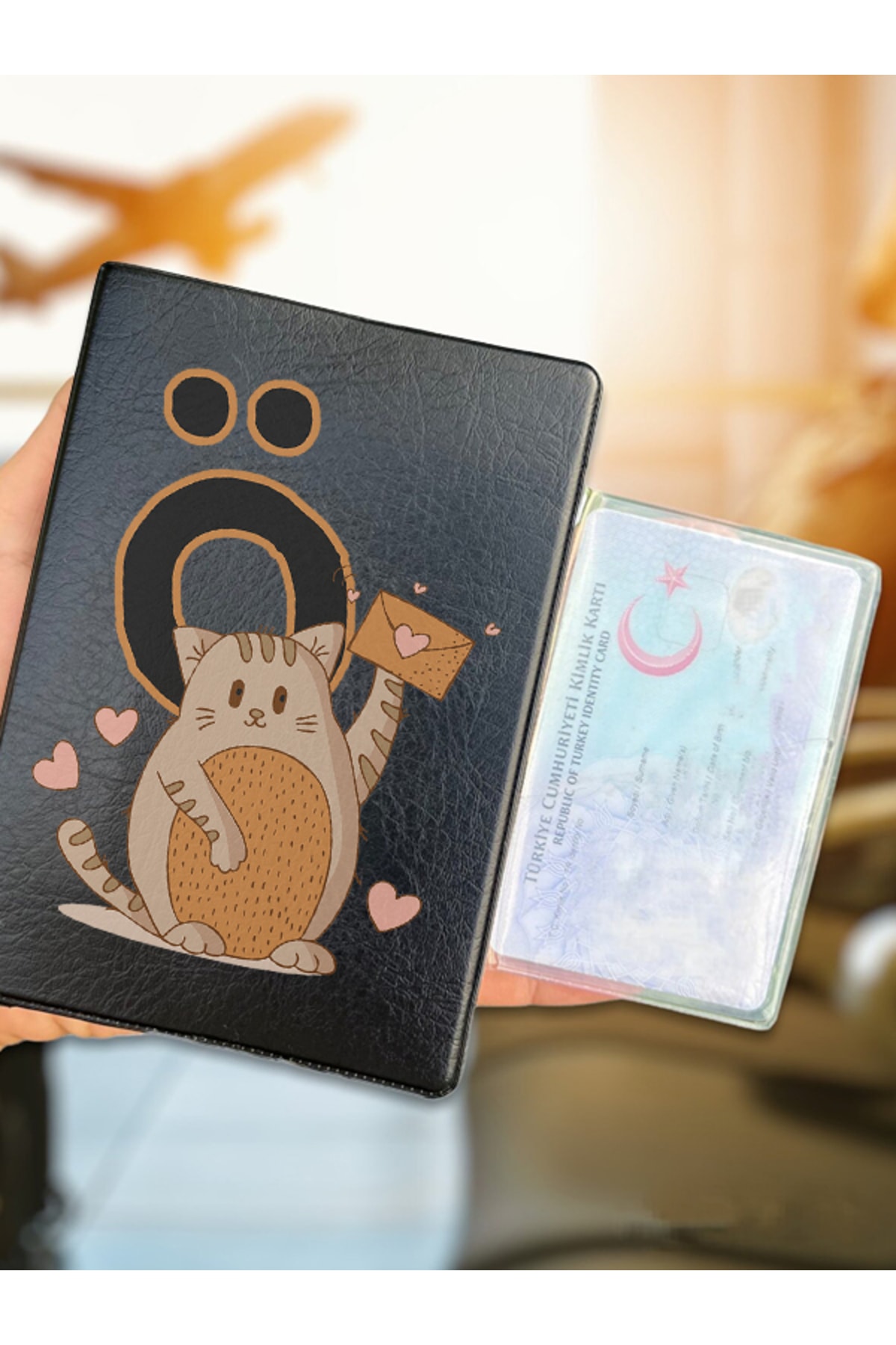 Cekuonline Kedili Ö Harfi Desenli Deri Pasaport Kılıfı Kabı Tüm Ülke Pasaportlarına Uygun