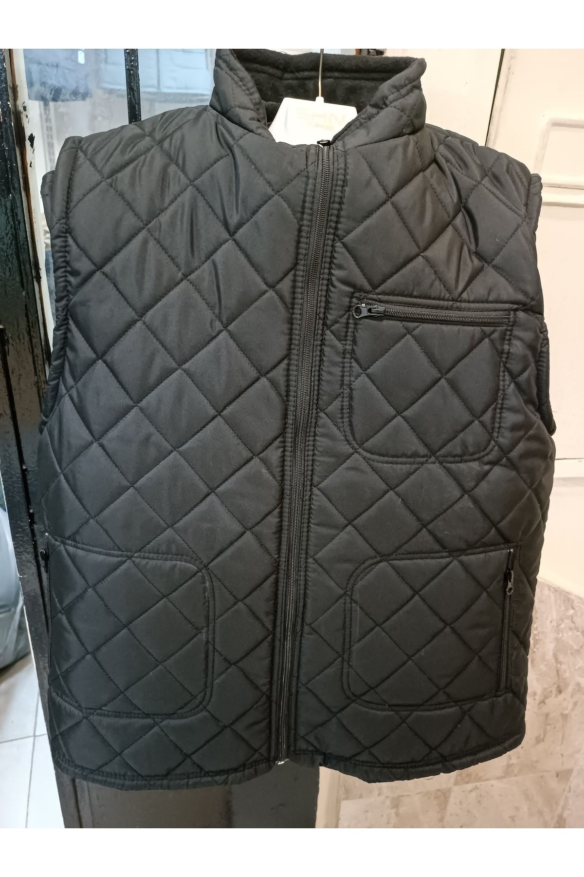 HeviStor Vest Black Puffer Trendyol