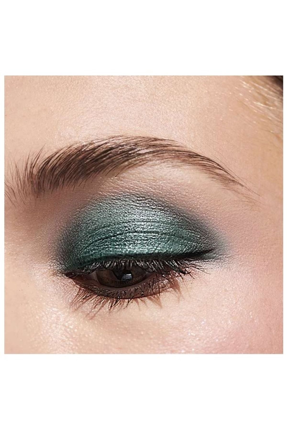 Oriflame-Unlimited Two-Ended - Waterproof and Smudge-Proof One Color Eyeshadow and Pen 3