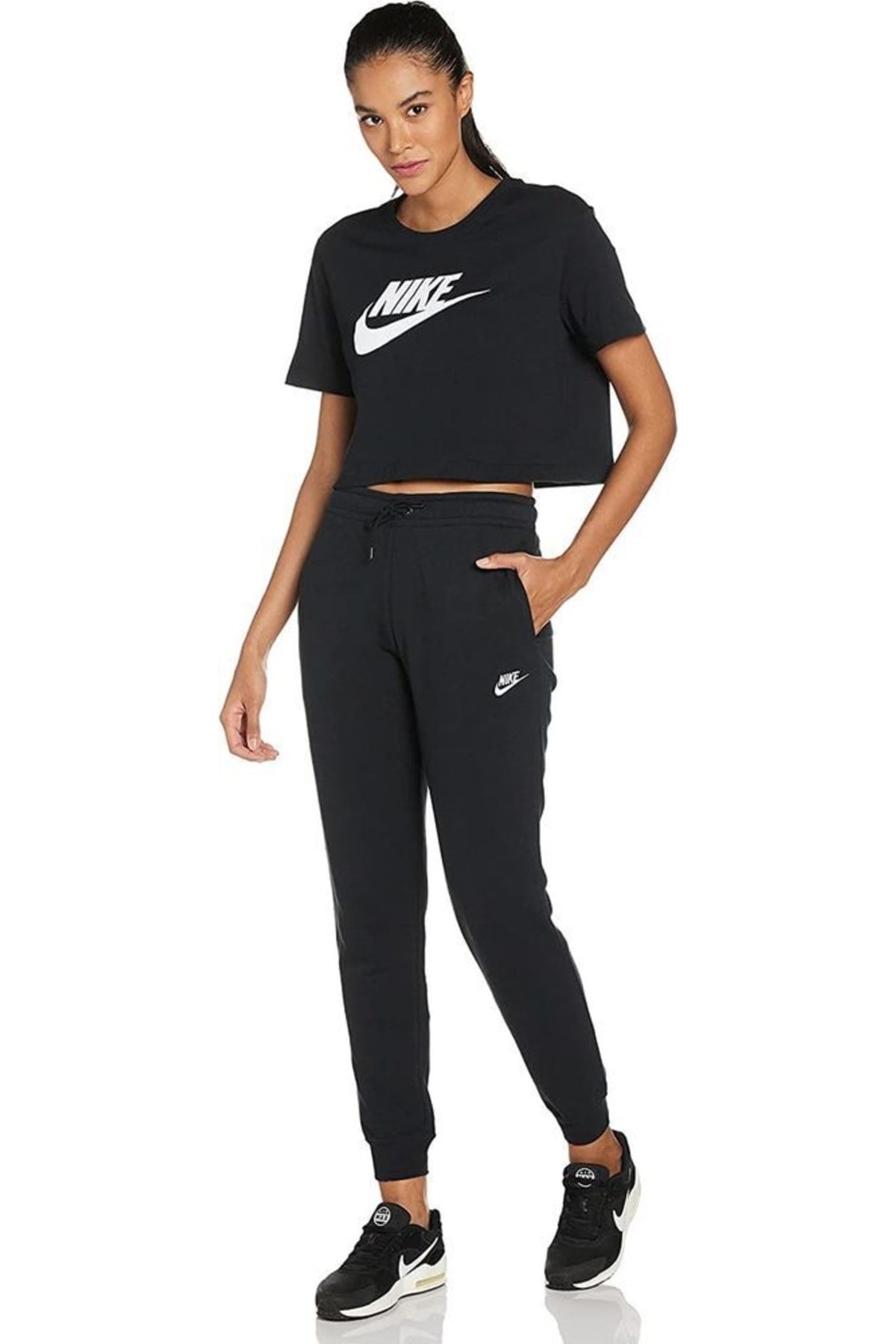 Nike Women's W Nsw Tee Essntl Crp Icn Ftr T-shirt-do2883-010 BY8413