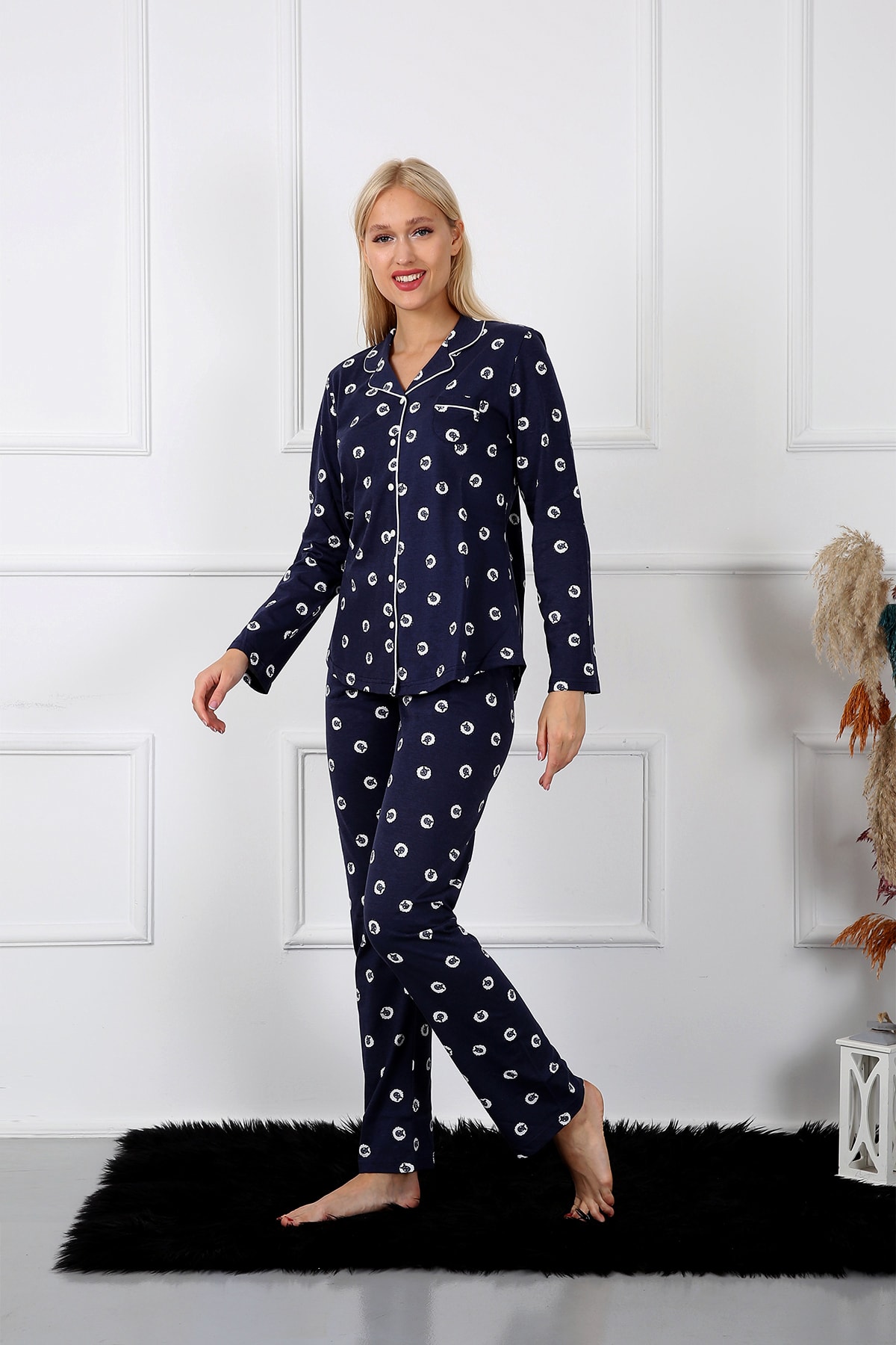 bycollectionss Pamuklu Penye Lacivert Koyun Figürlü Gömlek Yaka Önden Düğmeli Büyük Beden Kadın Pijama Takımı