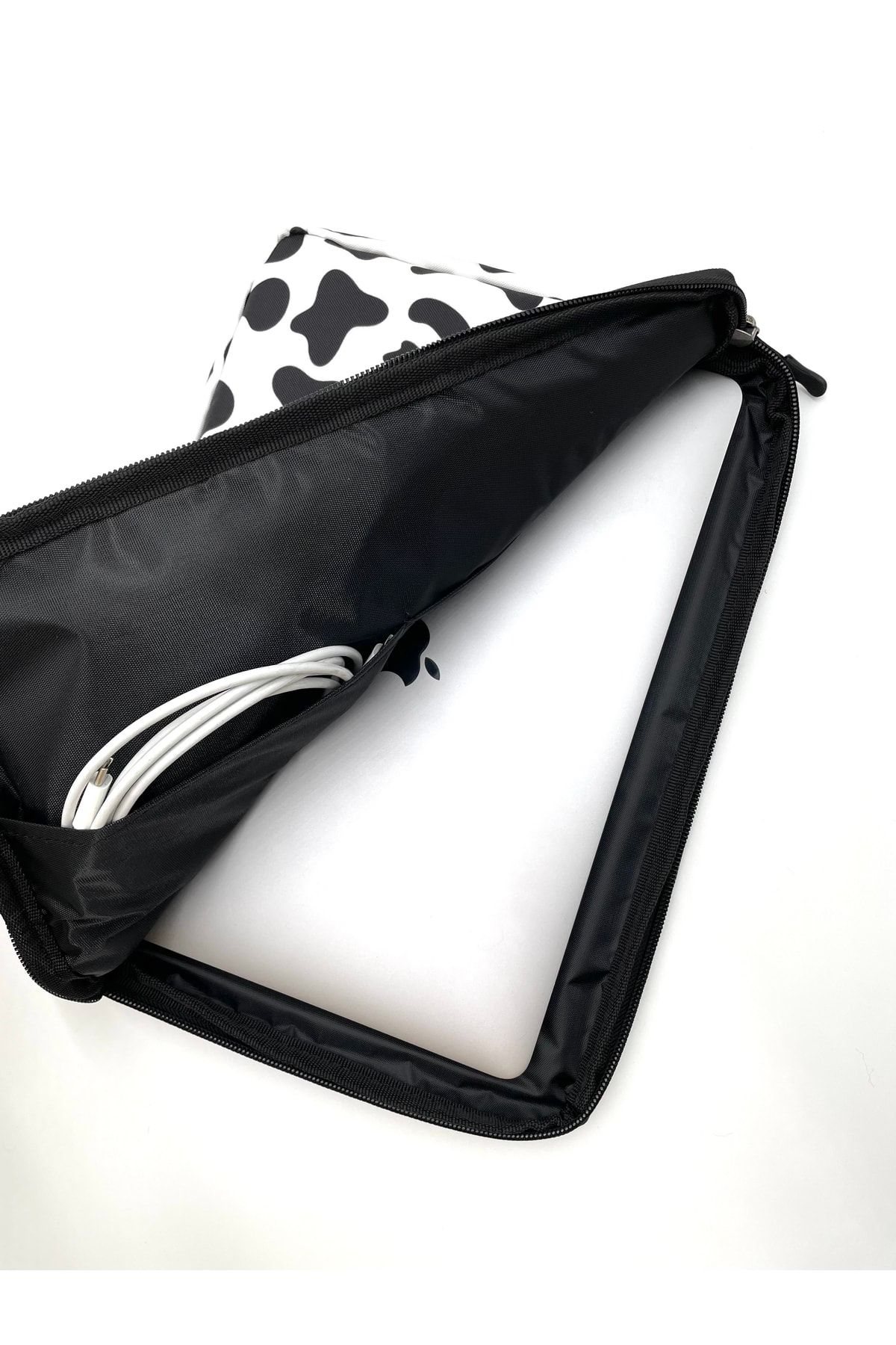 Differ-15-15.6'' Inch Cow Pattern Waterproof Laptop/macbook/notebook/briefcase 2