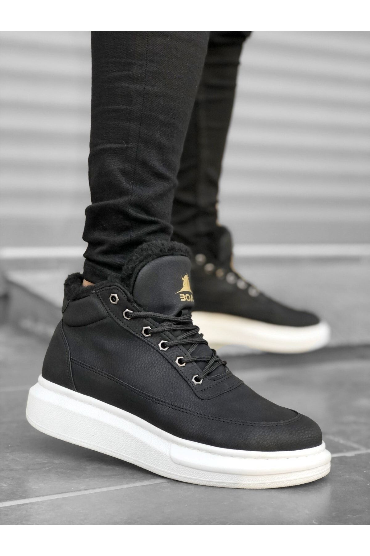 BOA-Ba0151 - Men's Style Sports Boots with Fur Inside and Laces 4