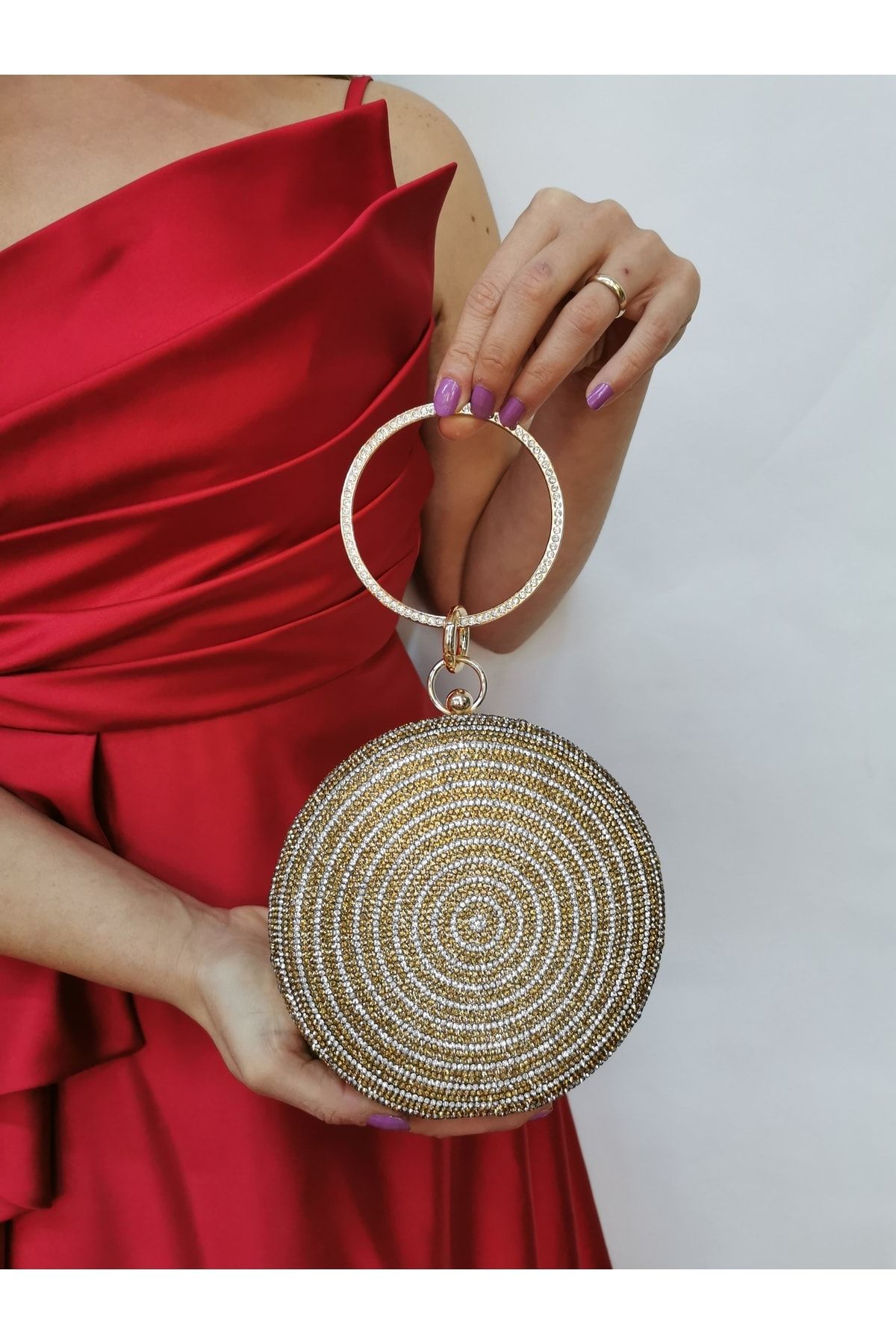 Round sales gold clutch