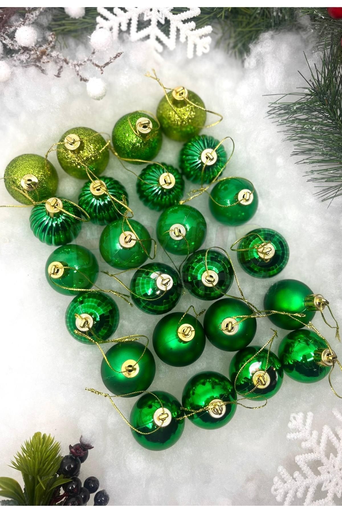 Green christmas ornaments balls hotsell