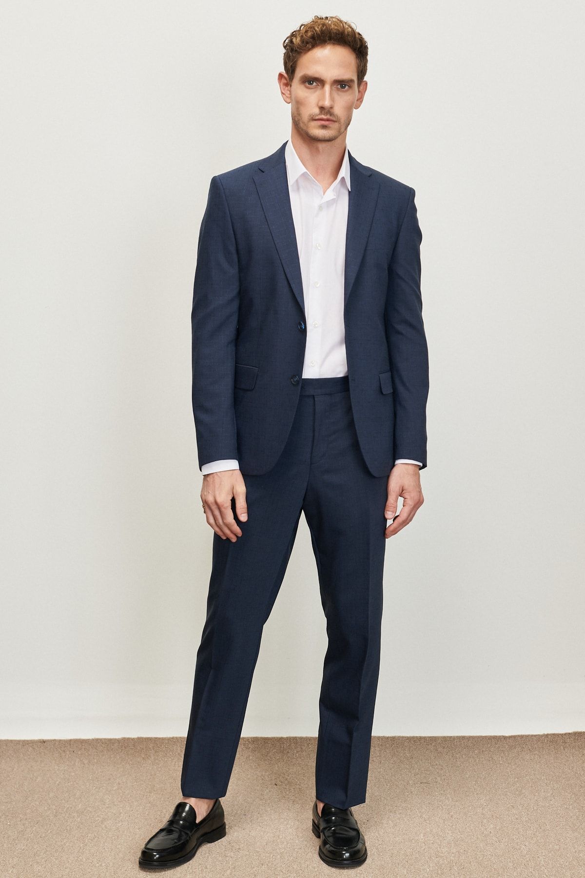 ALTINYILDIZ CLASSICS Erkek Lacivert Slim Fit Dar Kesim Mono Yaka Desenli Yünlü Takım Elbise MB11421