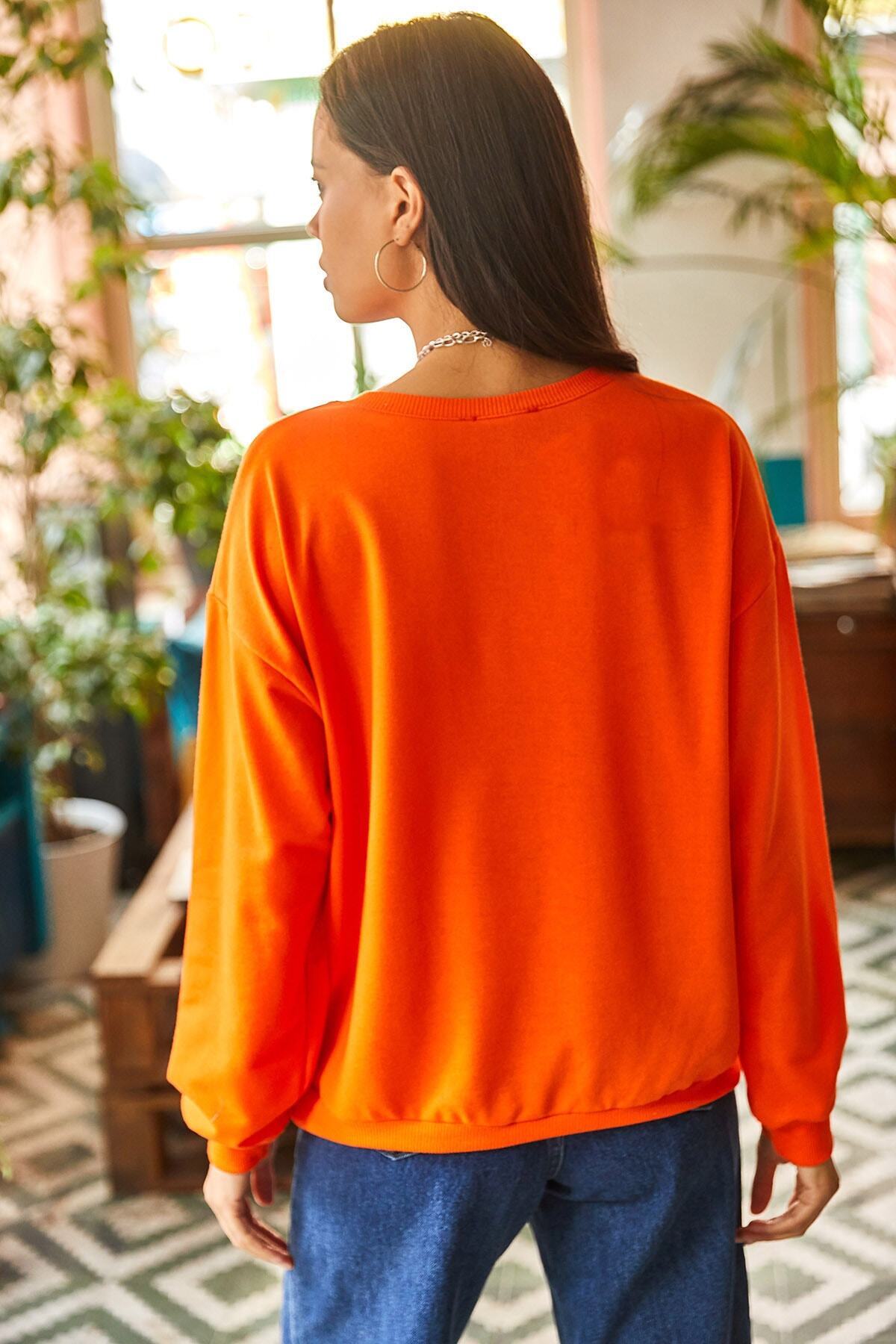 Olalook  Kadın Düz Turuncu Basic Yumuşak Dokulu Salaş Sweatshirt SWT-19000457 - Görsel 6