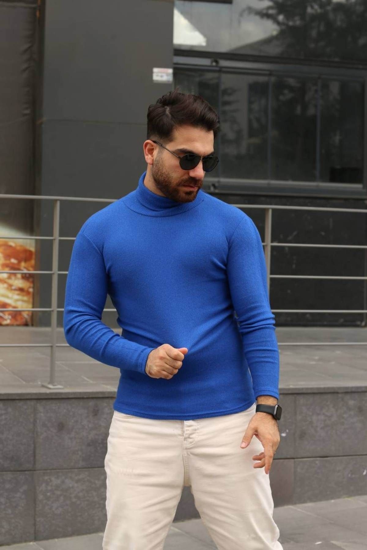 Dark blue sweater discount