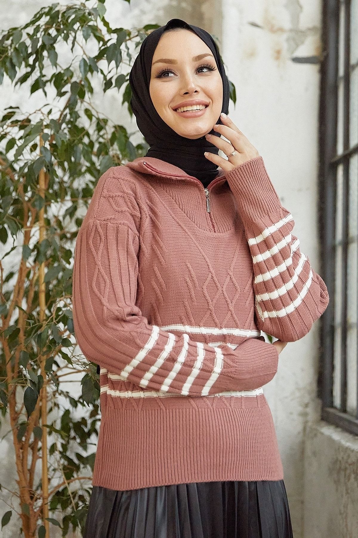 Dusty top rose sweater