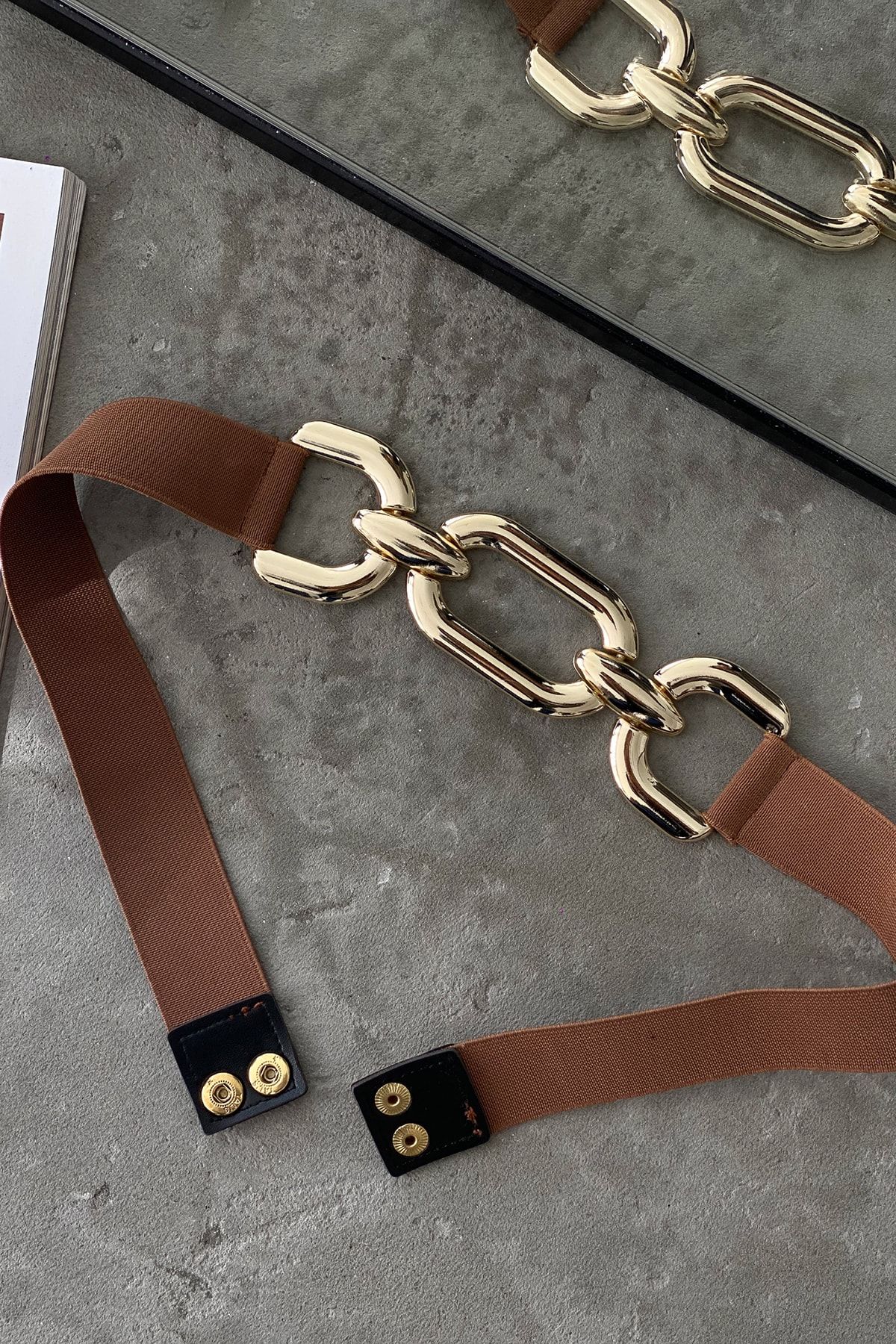Cool & Sexy-Hellbrauner elastischer Damengürtel mit goldener Schnalle BE663 3