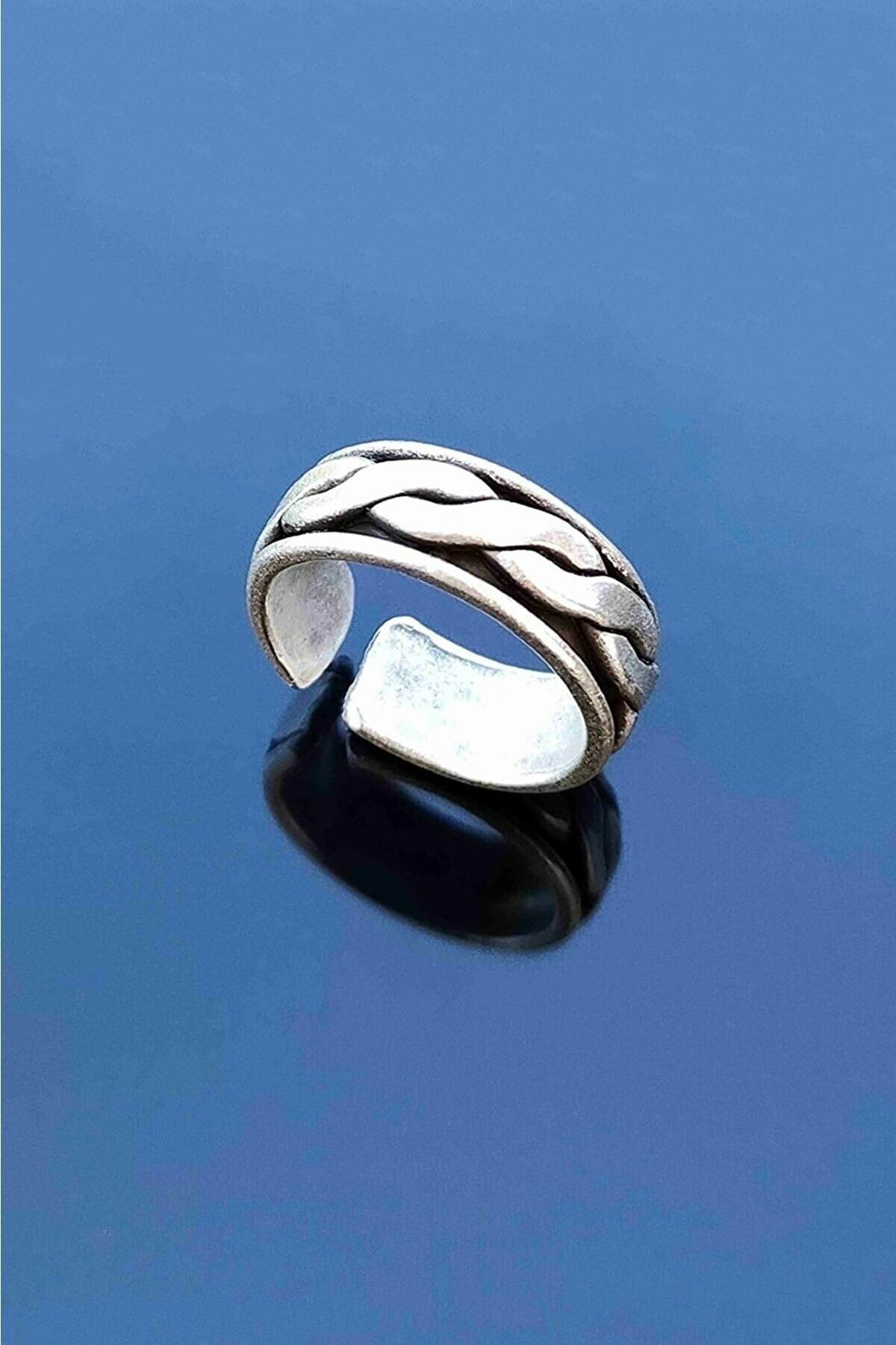 Silver shop spiral ring