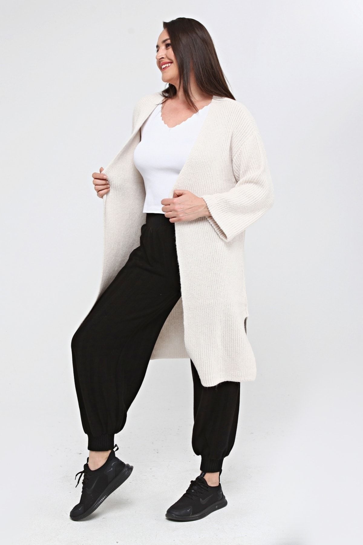 Knee length discount cardigan plus size