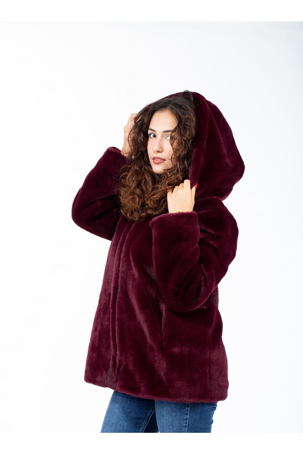 KürkZone  Bordo, Kapşonlu Orta Kalınlıkta Lutr Kürk Ceket Kaban - Görsel 3