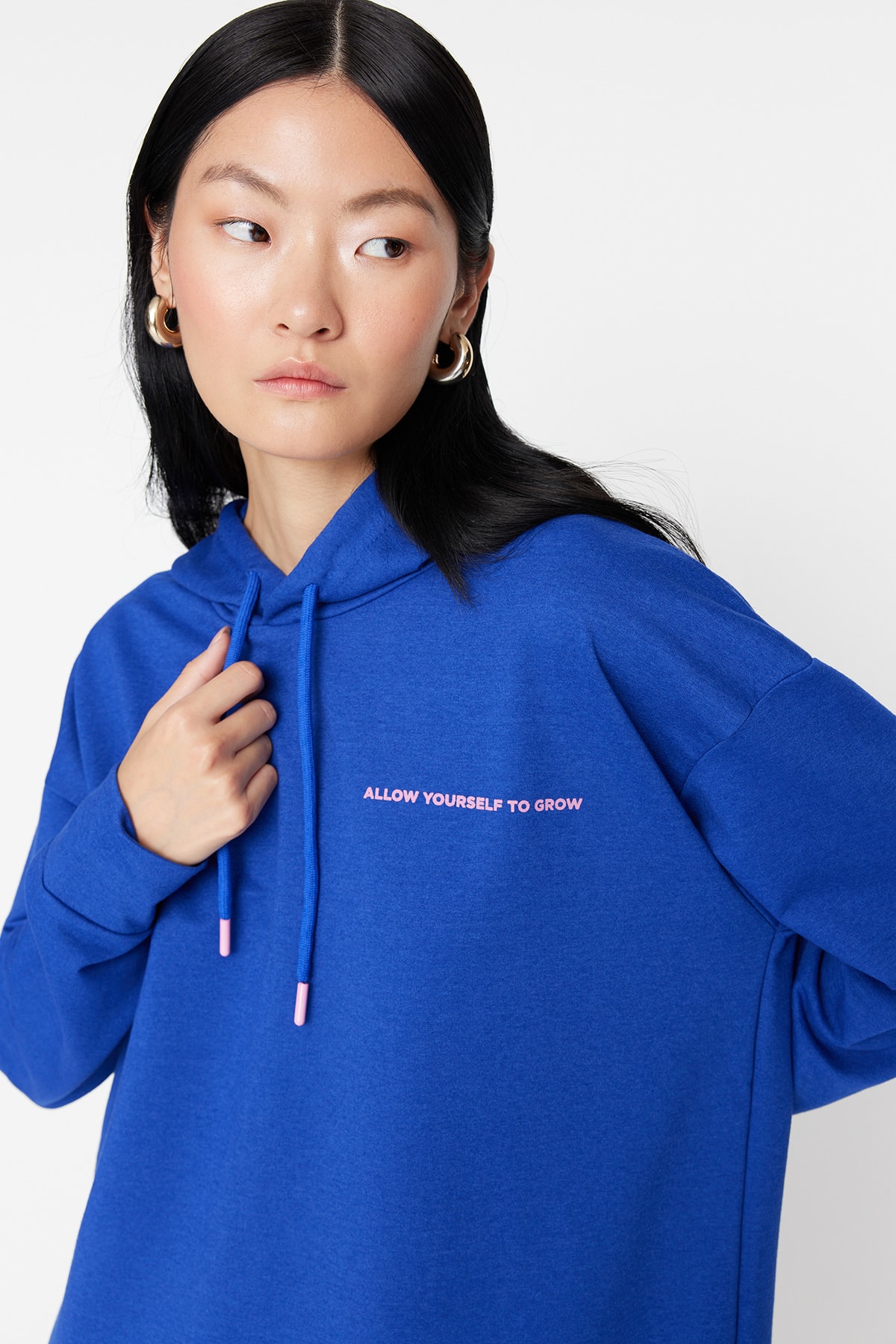 أزرق بلون الكوبالت بغطاء رأس سلوغان مطبوع طقم بدلة...