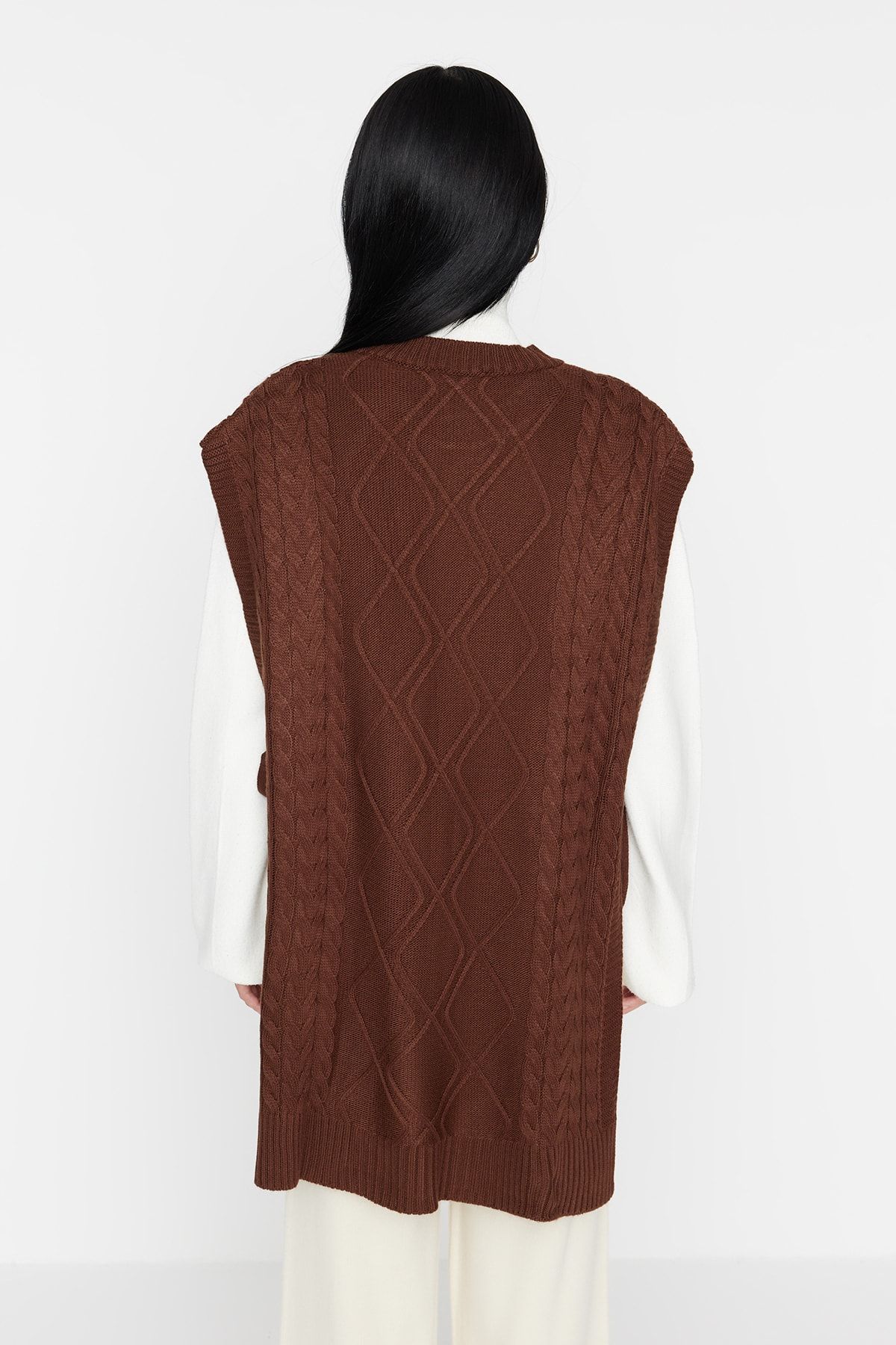 Trendyol Modest-Dunkelbrauner geflochtener Strickpullover zum Binden an der Taille TCTAW22UV0018 5
