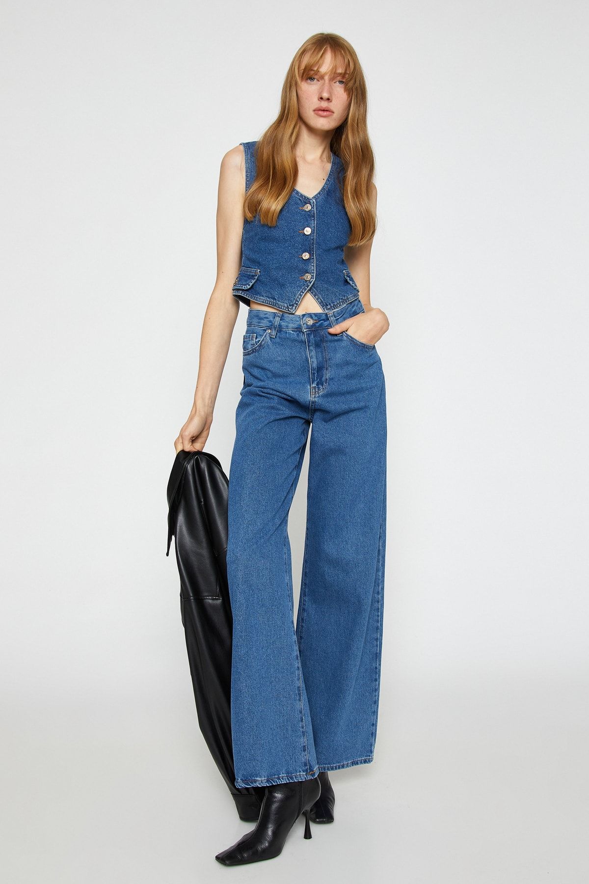 Koton Jeans Blau Straight Fast ausverkauft