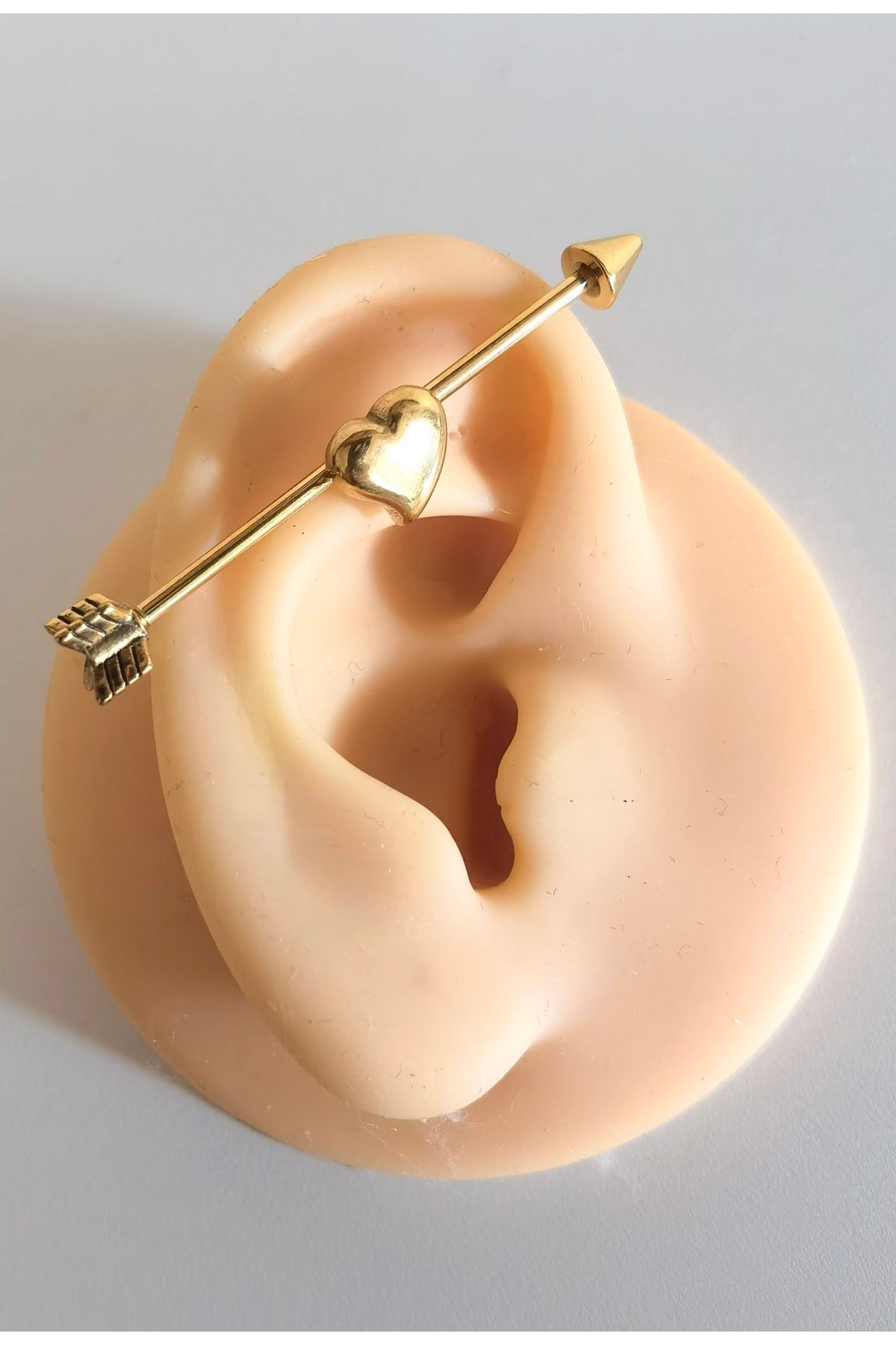 Arrow sales bar piercing