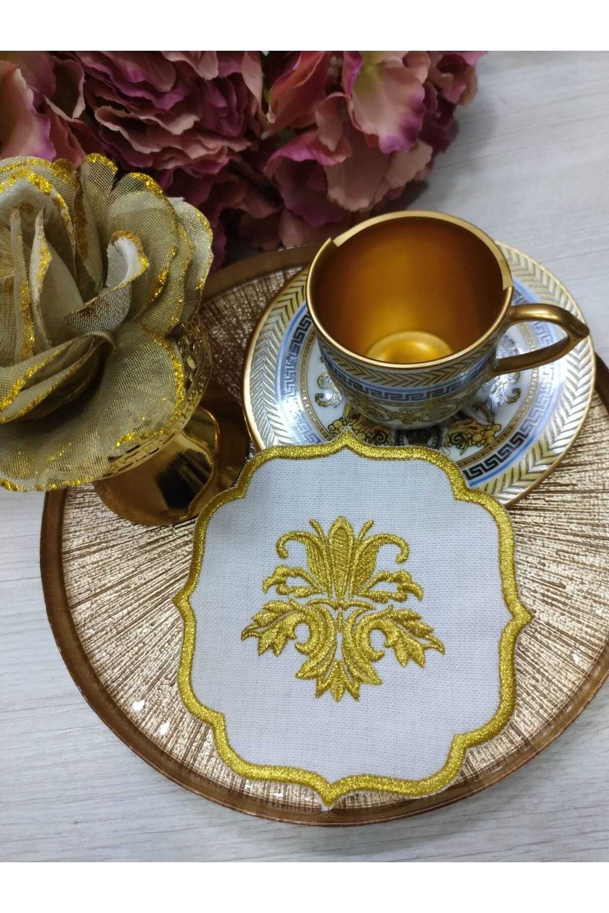 Gold Simli Kokteyl Ve Kahve Yanı Sunum Peçetesi 6 Adet