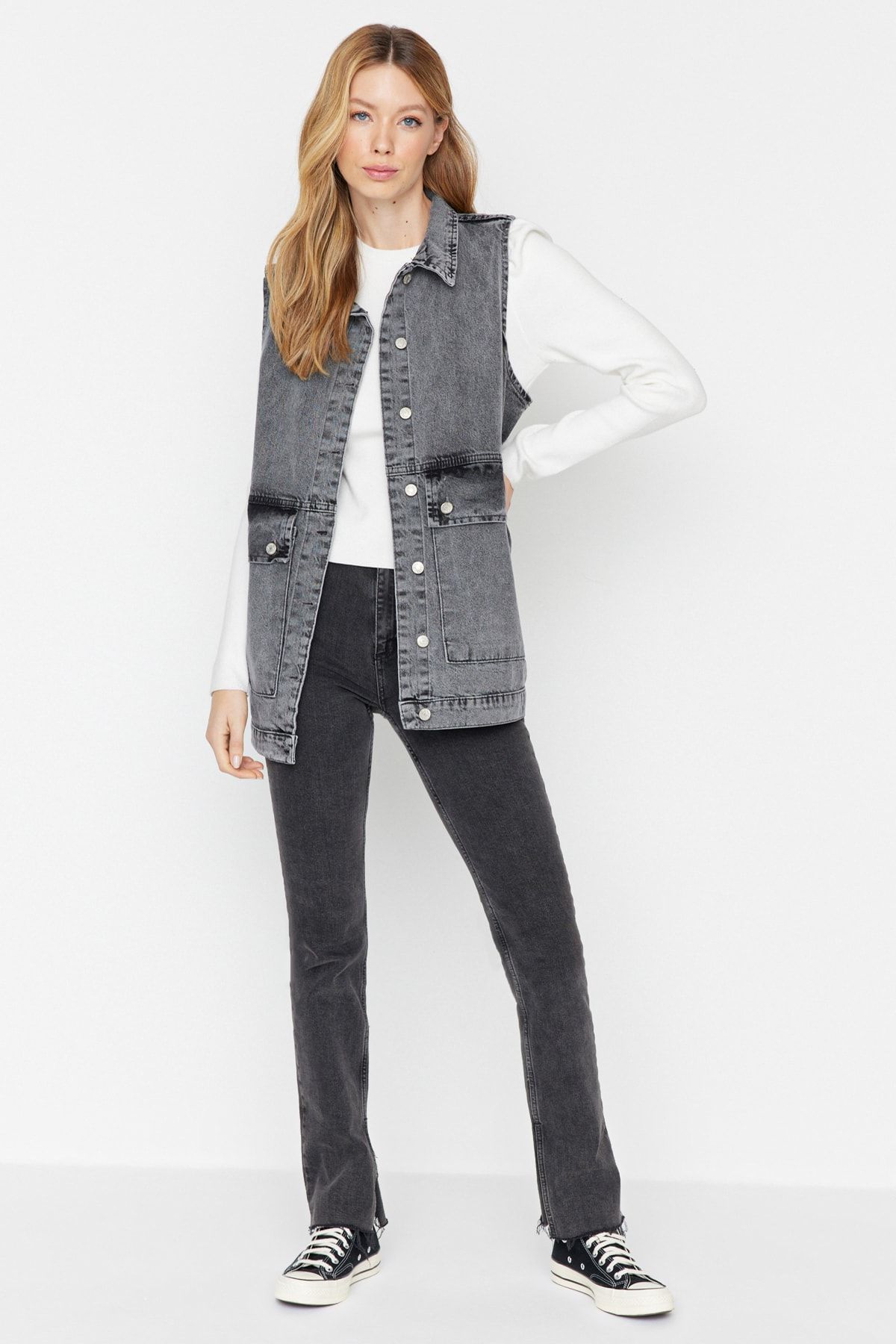 Trendyol Modest Gri Gömlek Yaka Cep Detaylı %100 Pamuk Denim Yelek Ceket TCTAW22CK0006