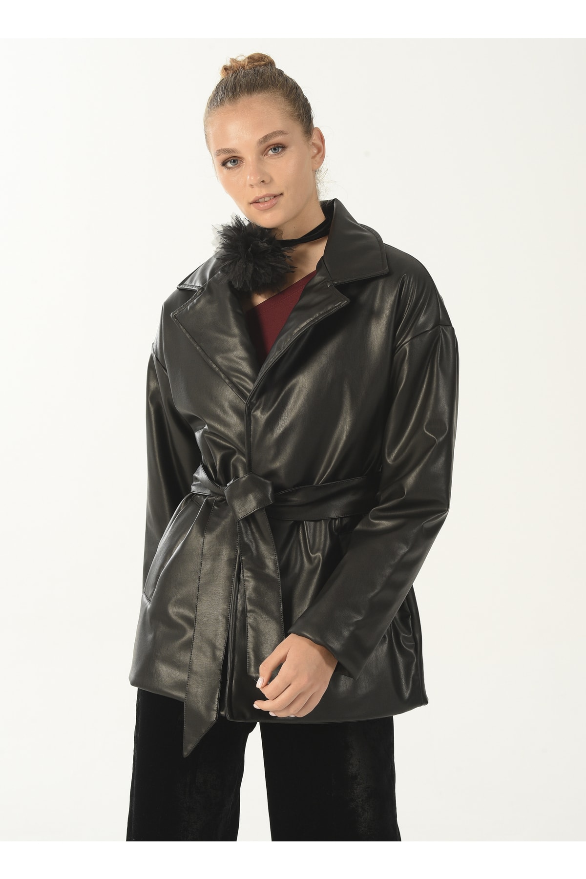 Black Women's Puffer Jacket Mkaw22-29