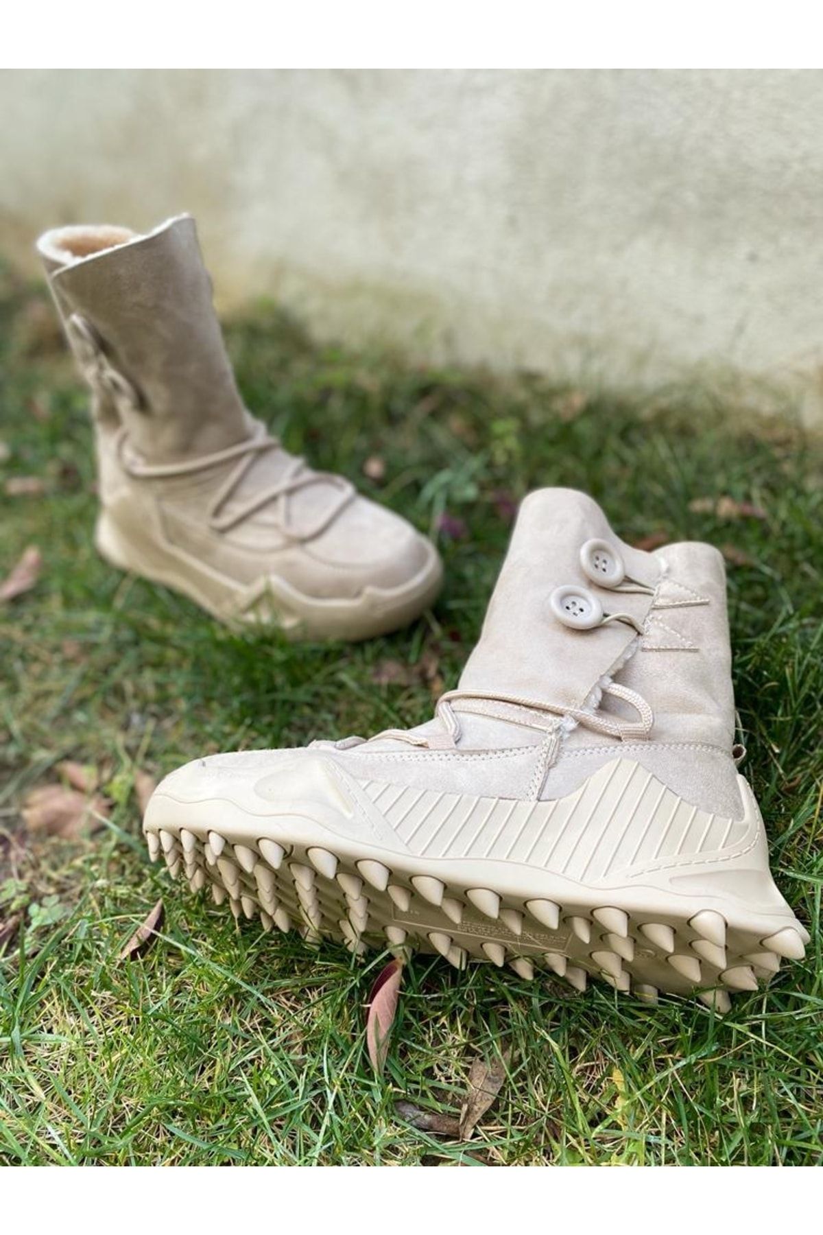 Nike fur boots discount