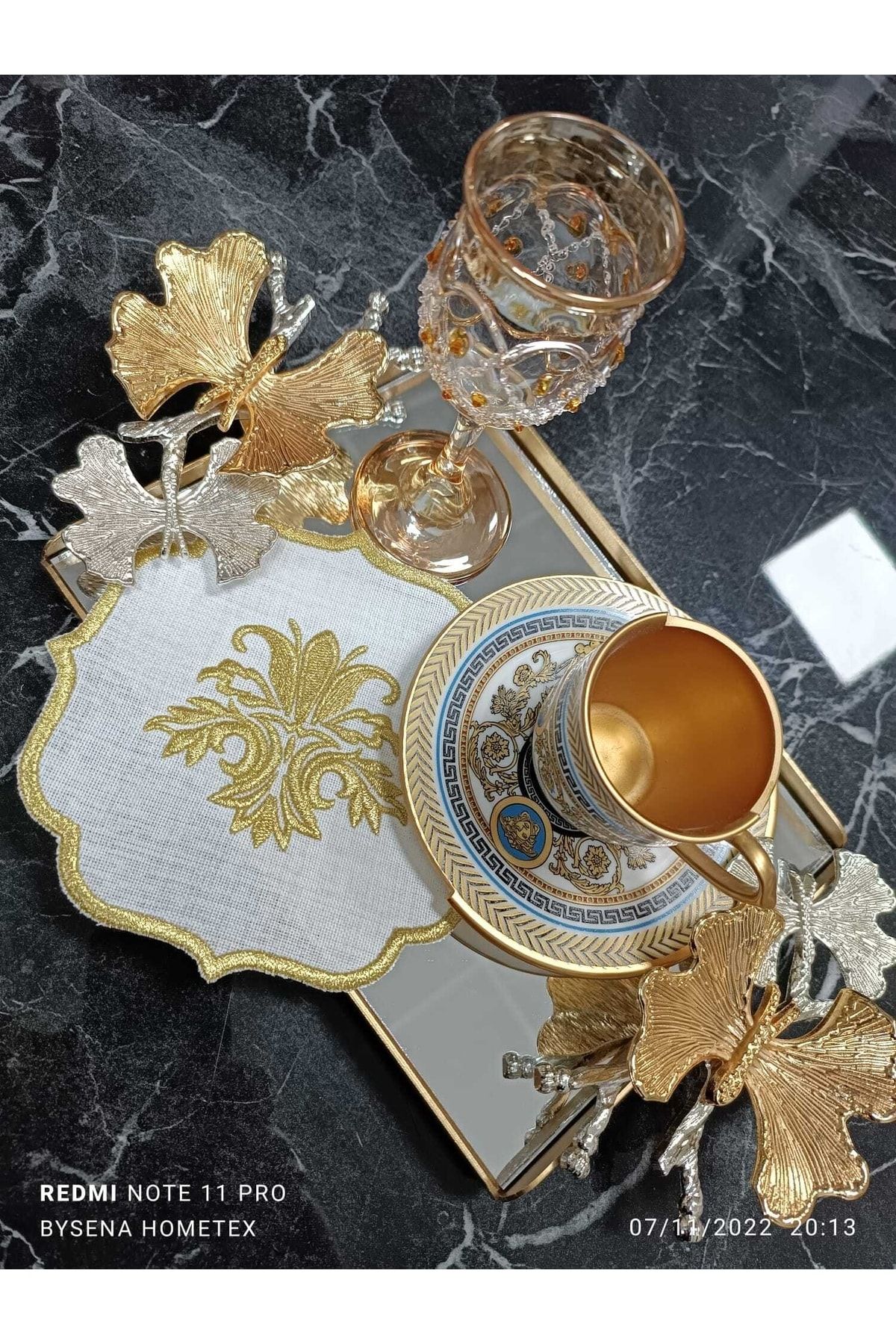Gold Simli Kokteyl Ve Kahve Yanı Sunum Peçetesi 6 Adet