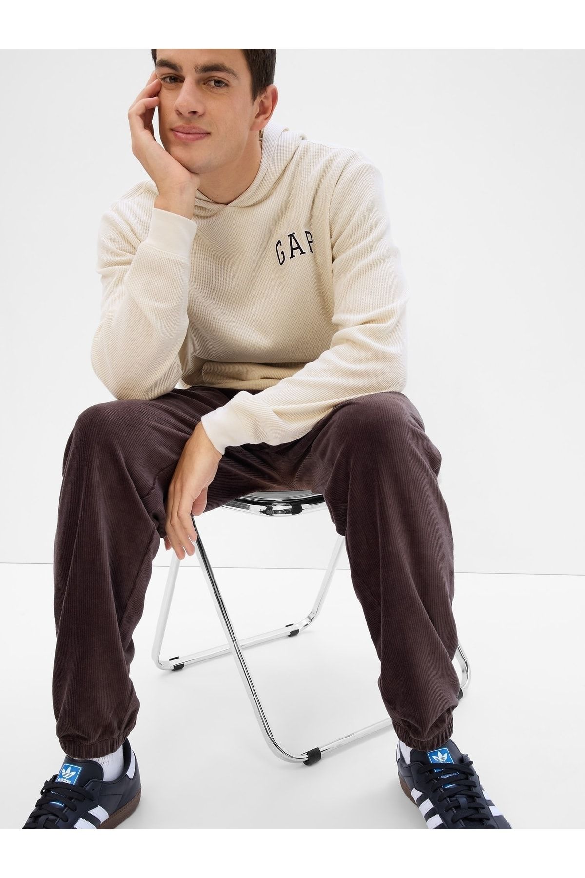 GAP Erkek Bej Mini Logo Waffle Örgü Kapüşonlu Sweatshirt