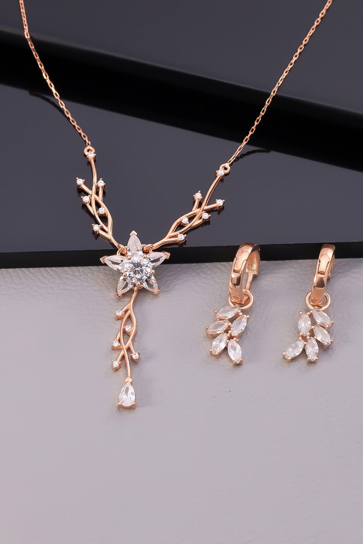 LINTERNA 925 Ayar Gümüş Salkım Tasarım Kolye Küpe Set