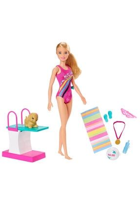 Seyahatte Yüzücü Barbie Ghk23 dop6480576igo