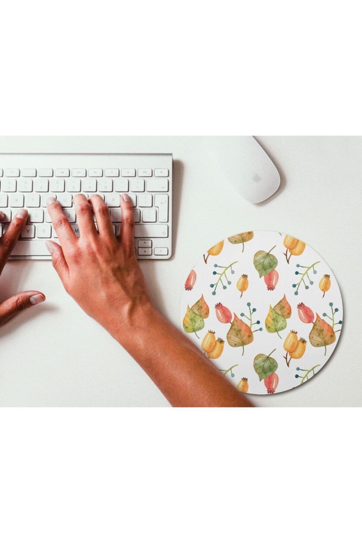 WuW-Acorn Round Mouse Pad 2
