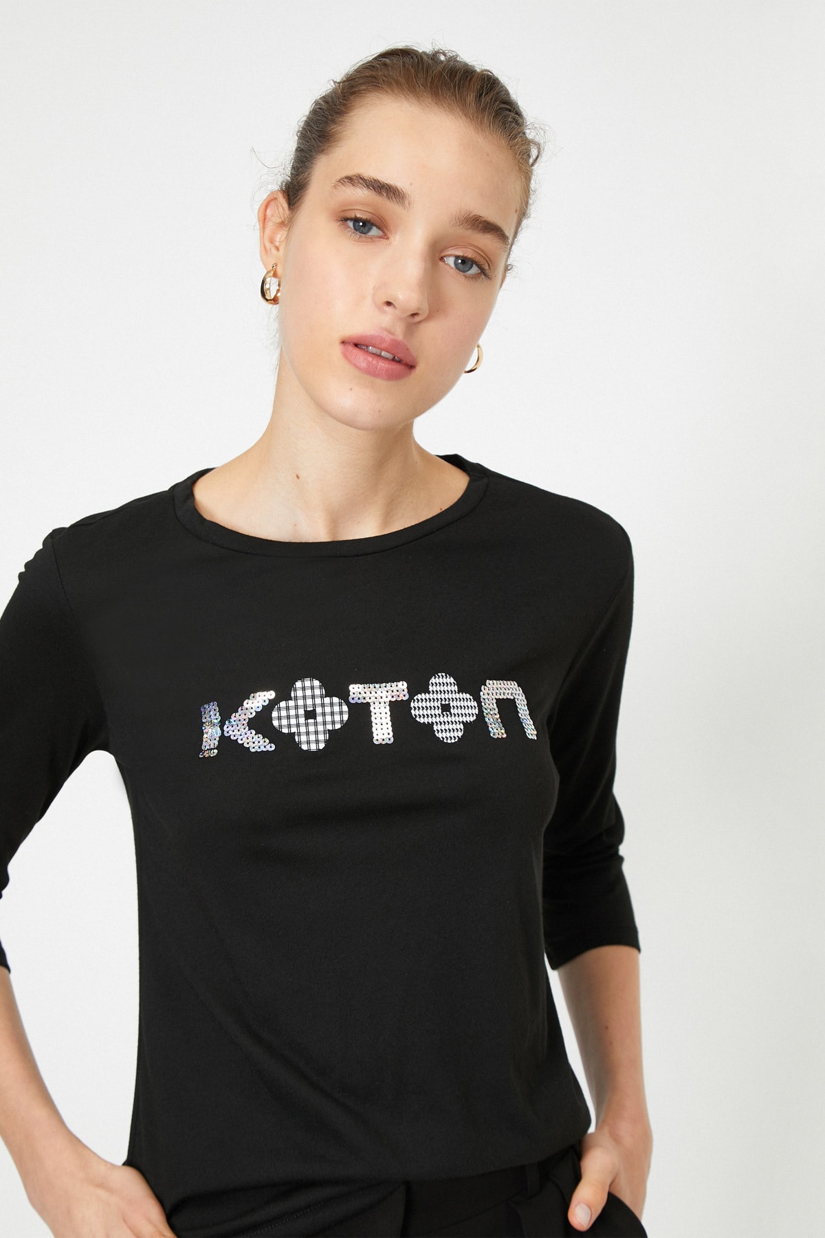 Koton T-Shirt Schwarz Regular Fit