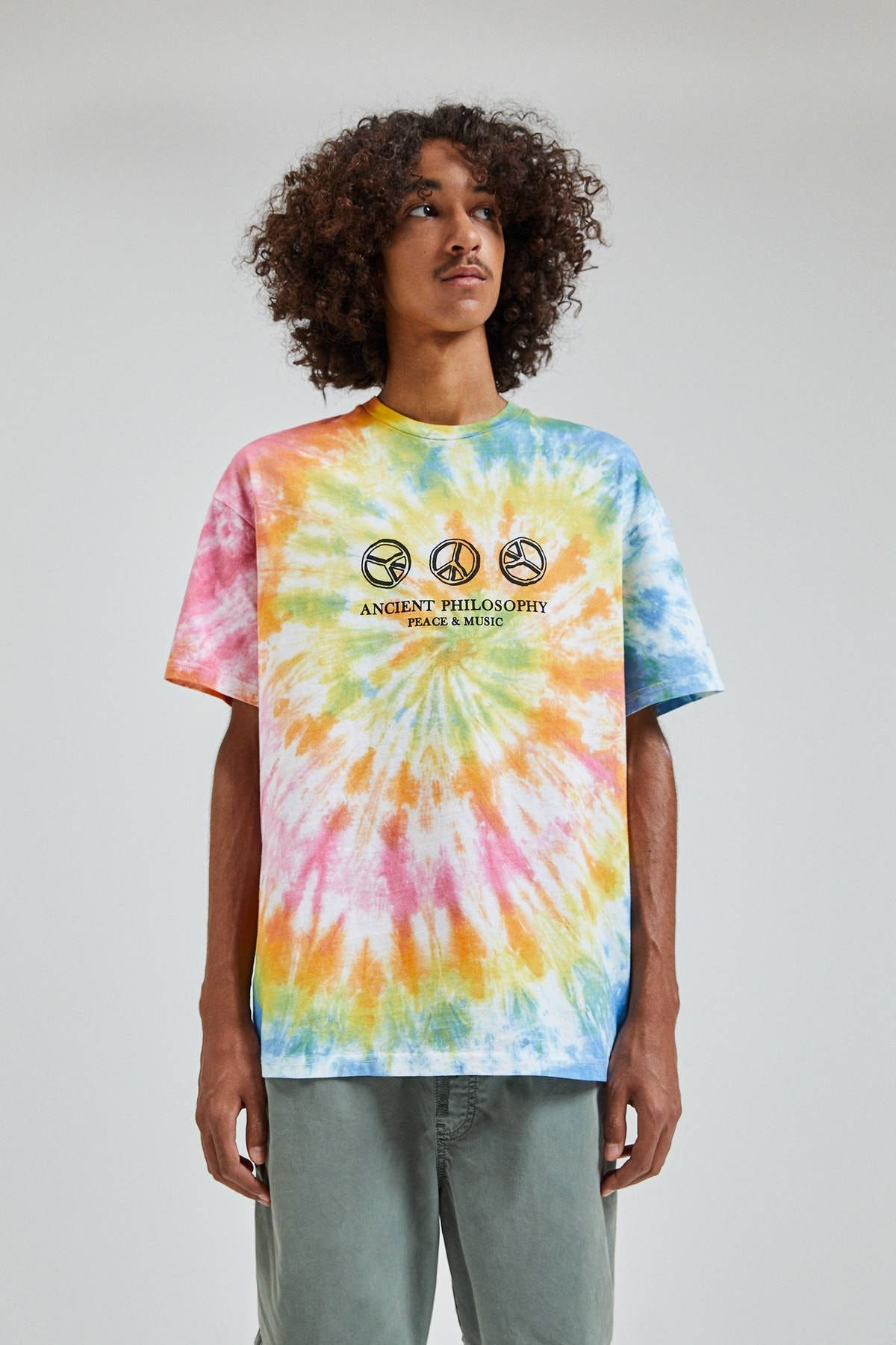 Pull Bear Erkek Sari Baris Logolu Batik Desenli T Shirt 09244578 Trendyol