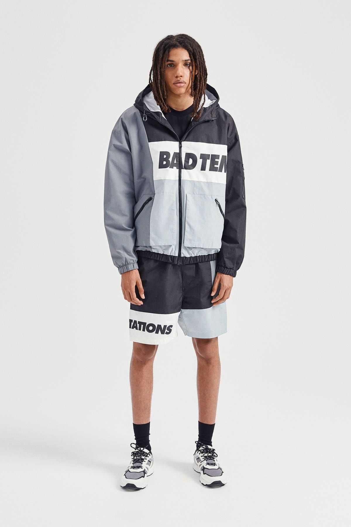 Pull Bear Erkek Siyah Kontrast Blok Renkli Naylon Ceket 09710520 Trendyol